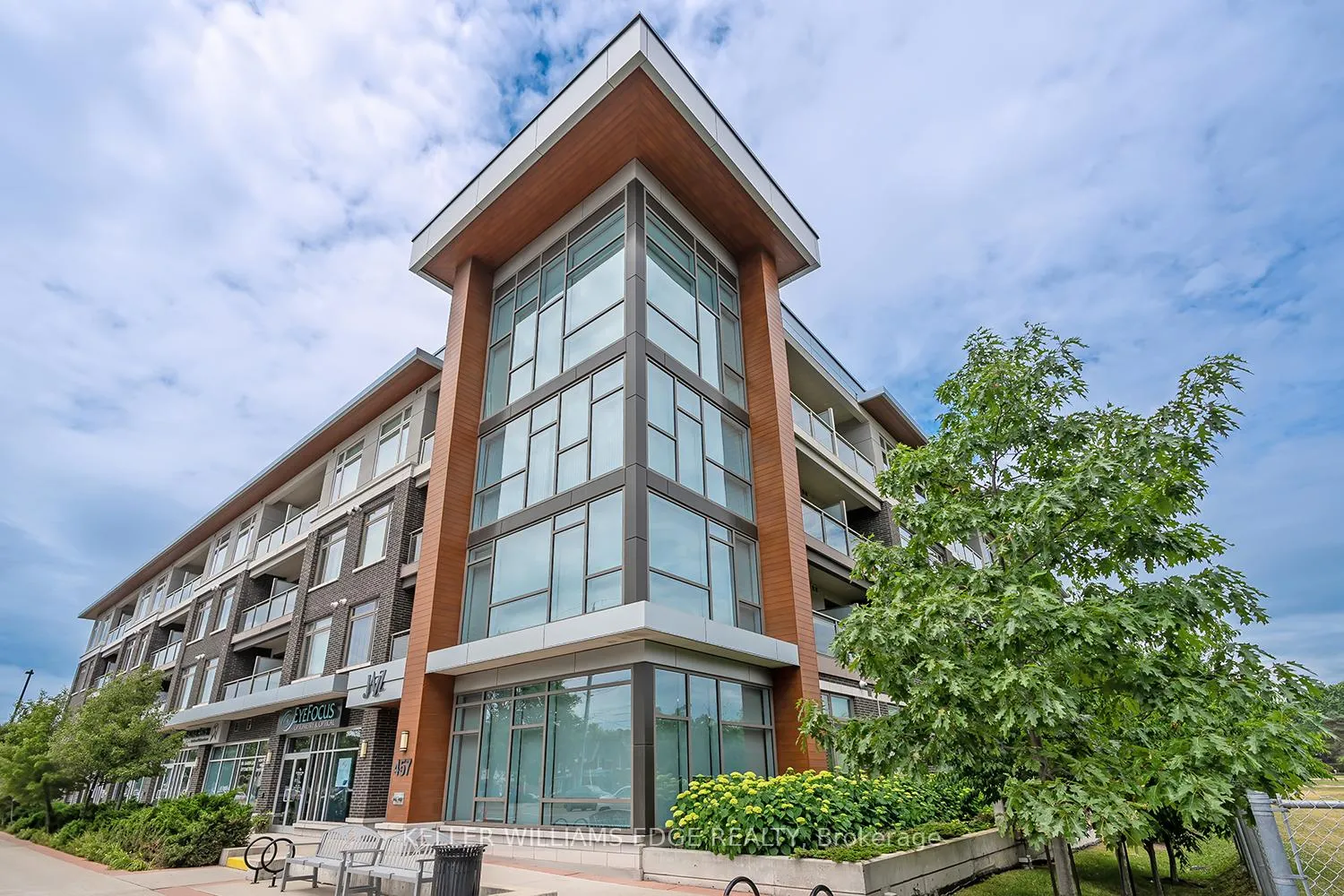 Front of Unit 302, 457 Plains Road E
