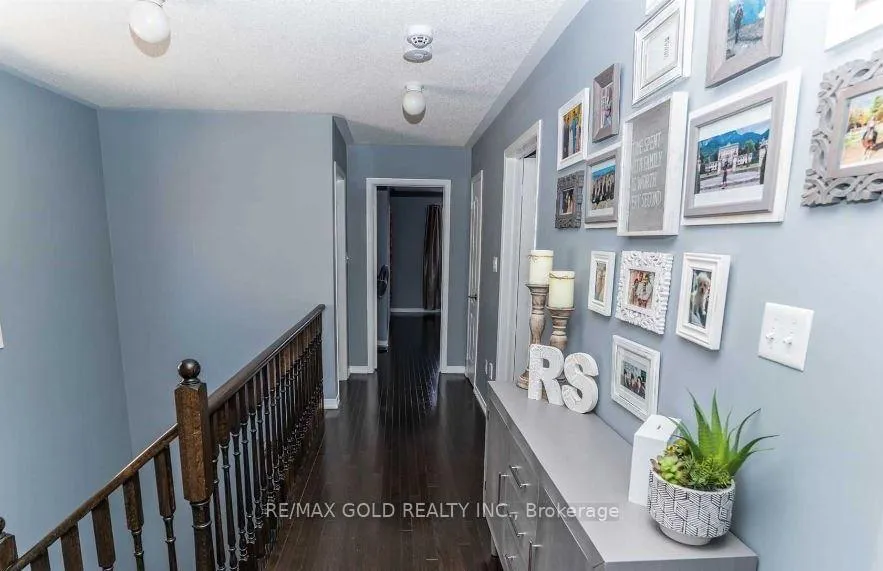Photo 10 of 91 Templehill Road, Brampton, Sandringham-Wellington — HOMEH