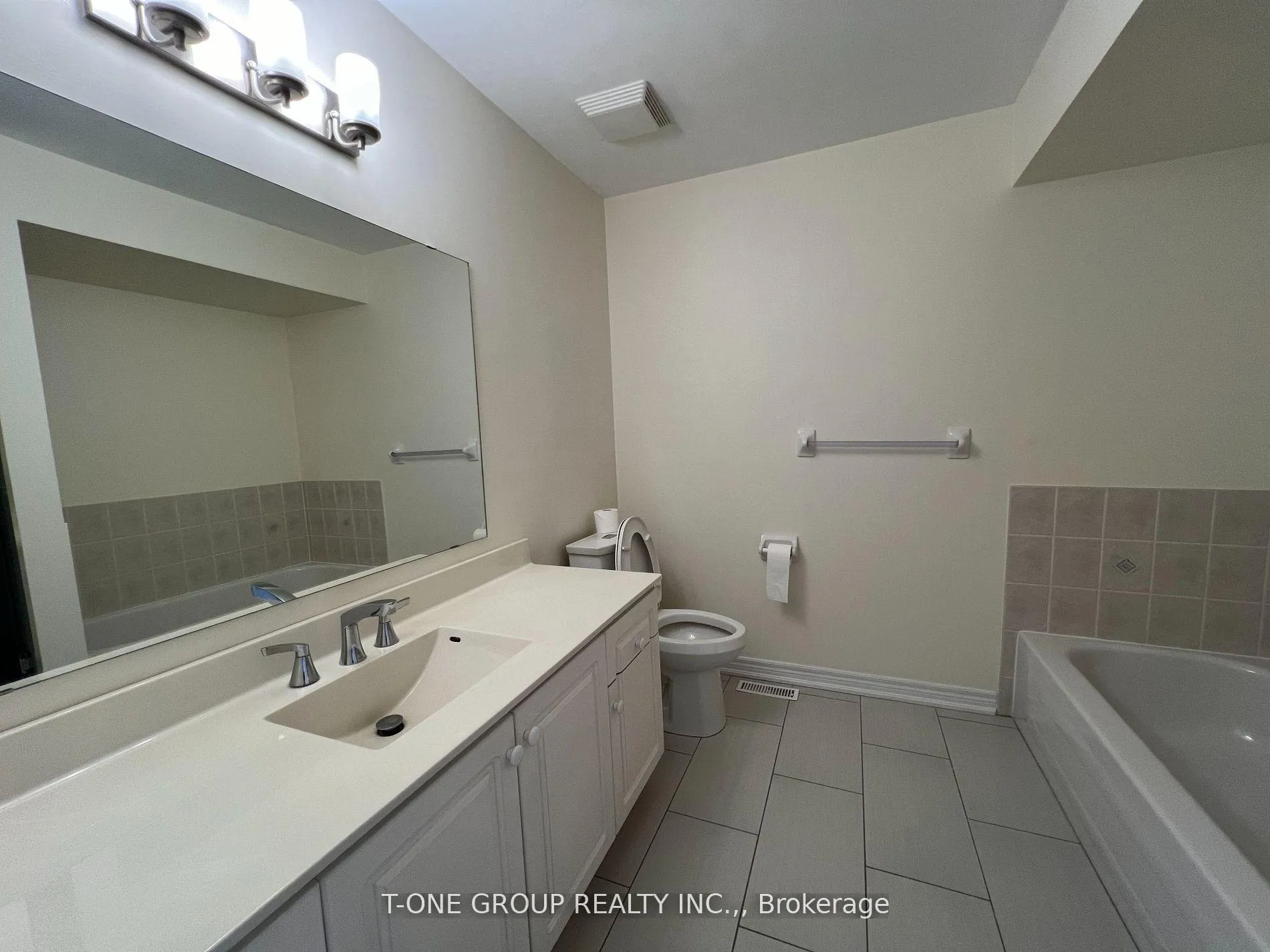Photo 17 of 14 Asalin Way, Markham, Buttonville — HOMEH