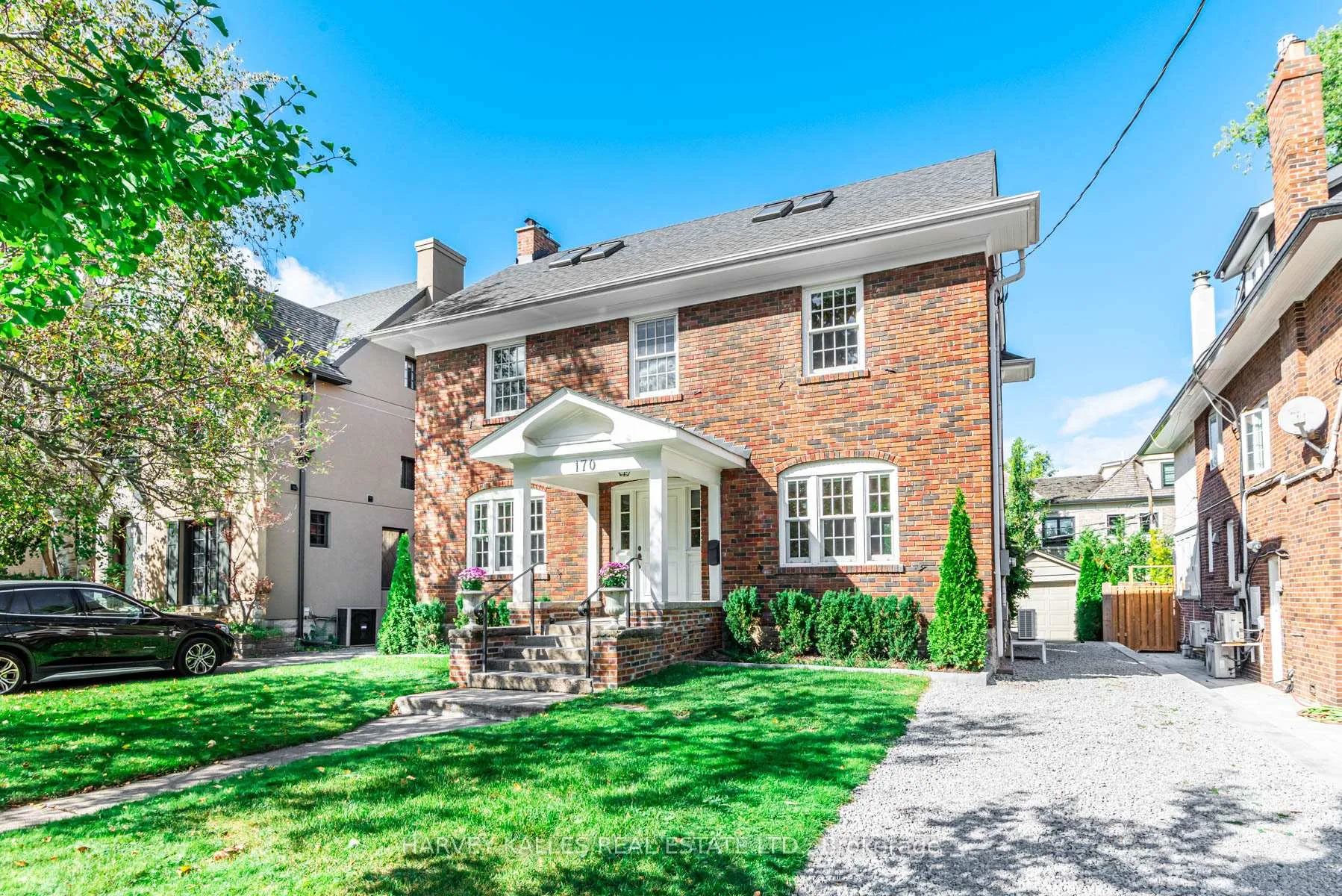 Front of 170 Strathallan Boulevard