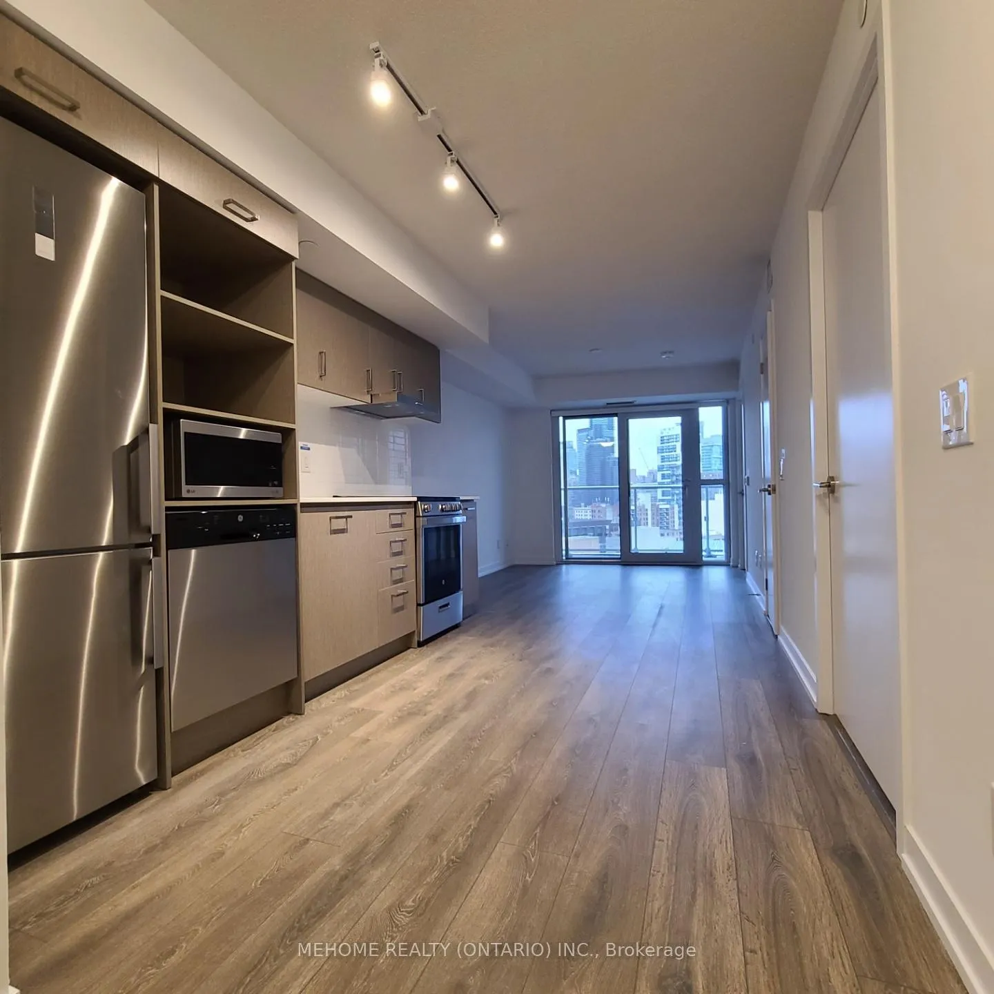 Front of Unit 2109, 219 Dundas Street E