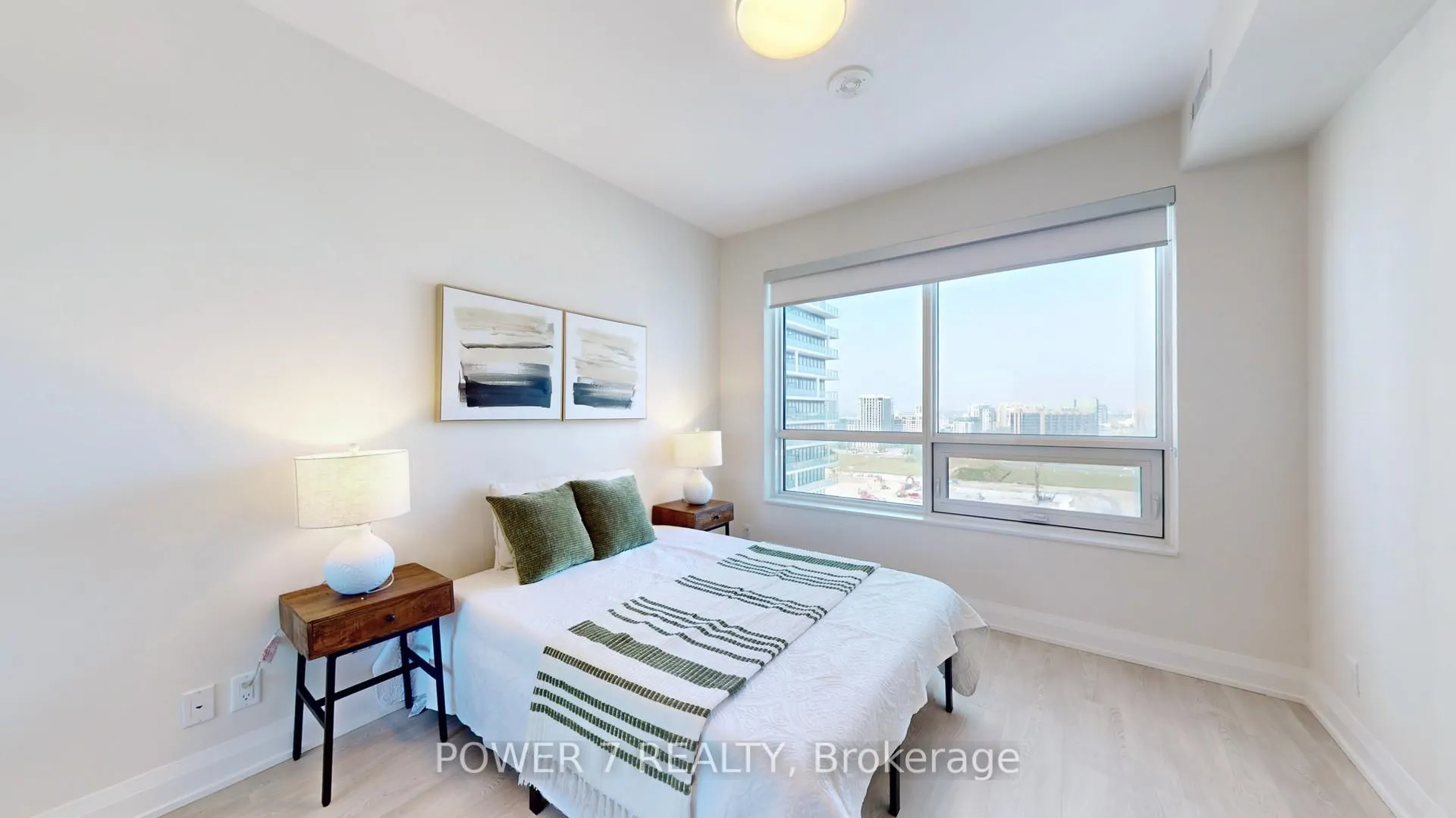 Photo 17 of Unit 1706, 18 Water Walk Drive, Markham, Unionville — HOMEH