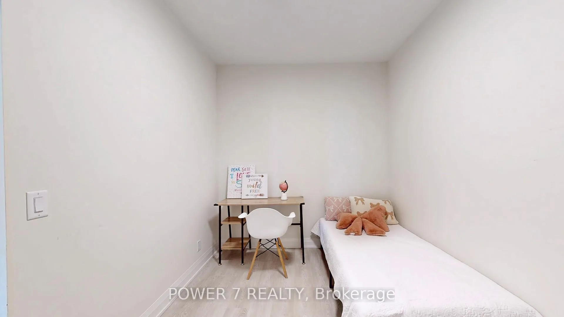 Photo 23 of Unit 1706, 18 Water Walk Drive, Markham, Unionville — HOMEH