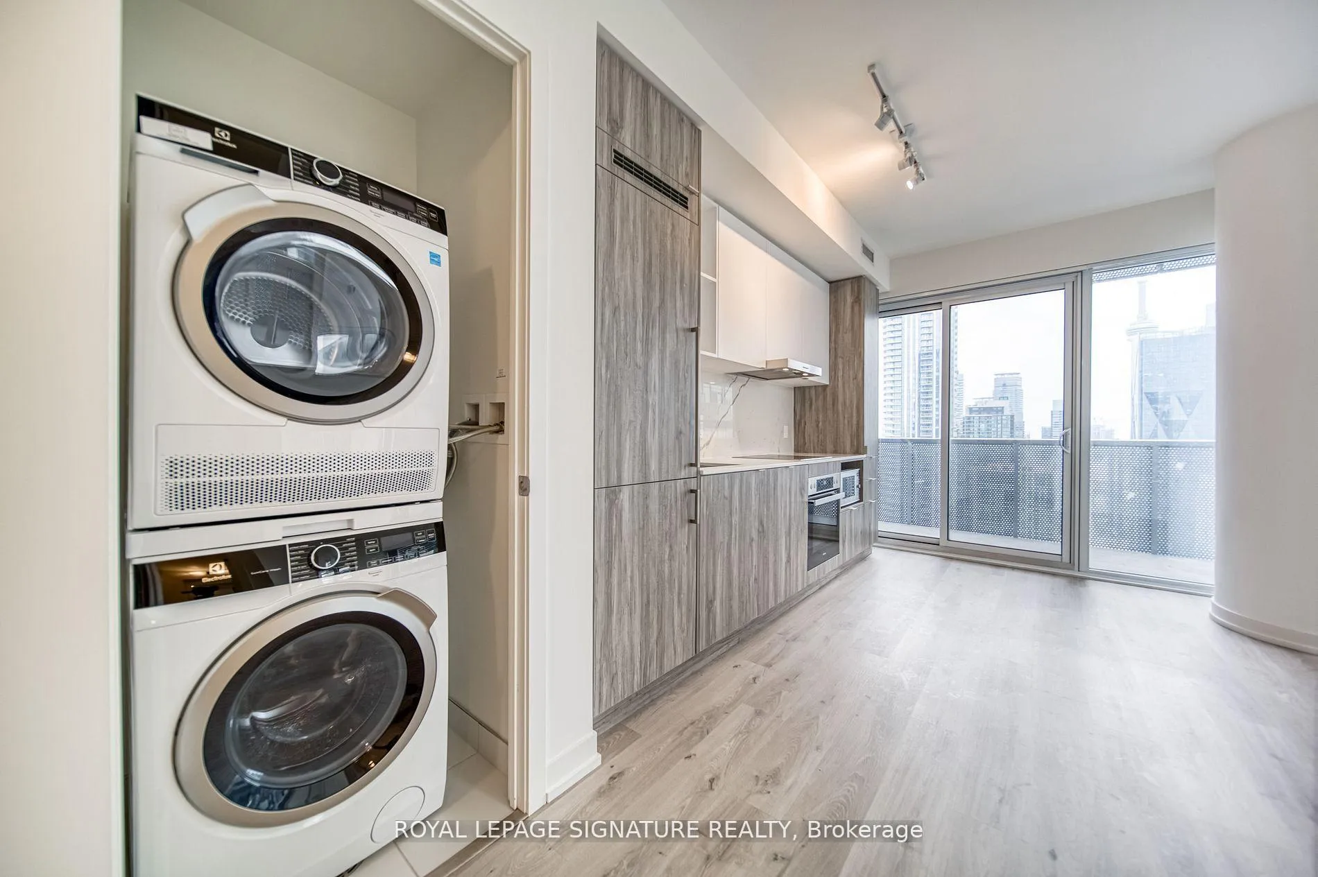 Photo 7 of Unit 5111, 138 Downes Street, Toronto, Waterfront Communities — HOMEH