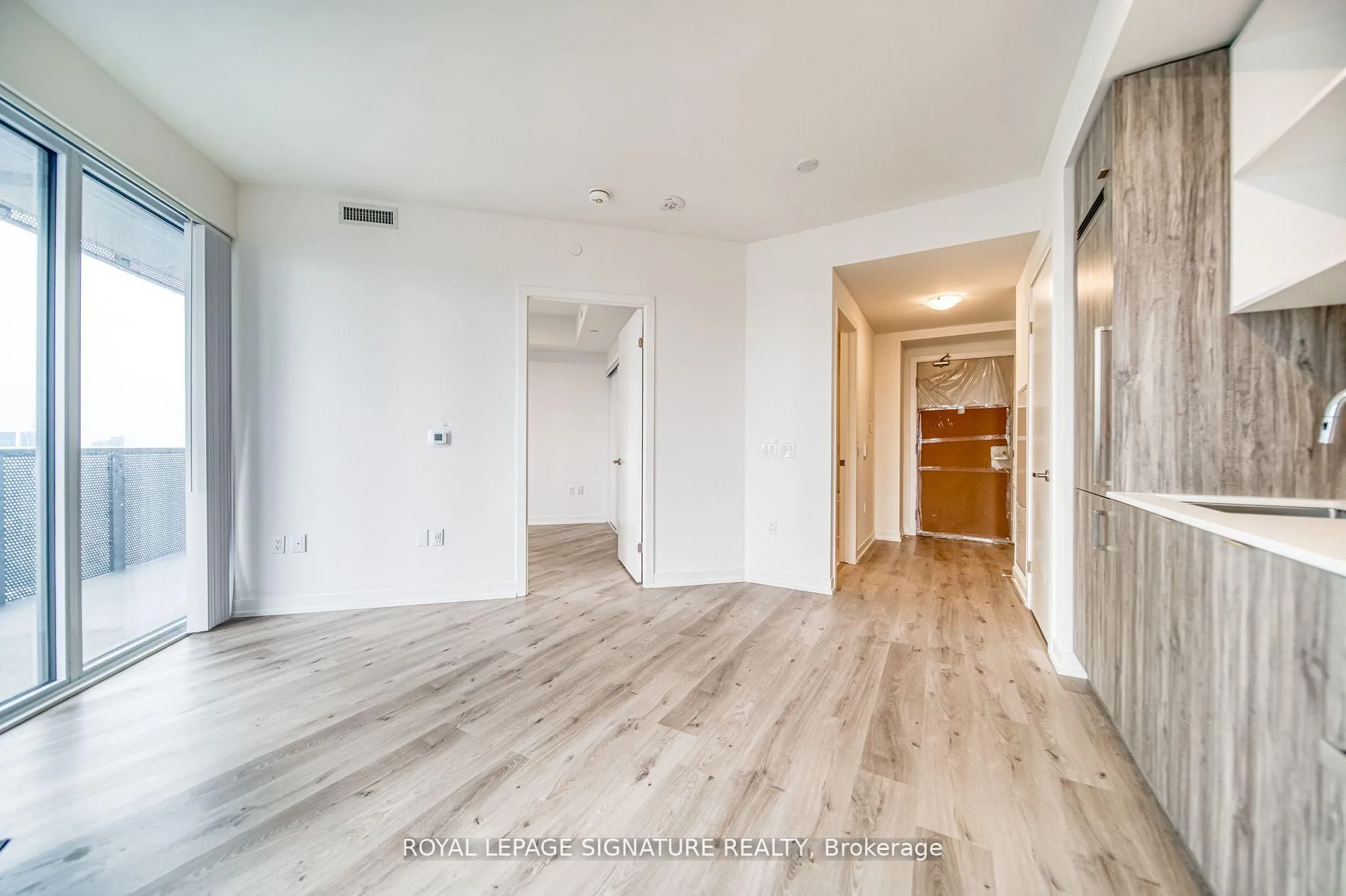 Photo 8 of Unit 5111, 138 Downes Street, Toronto, Waterfront Communities — HOMEH