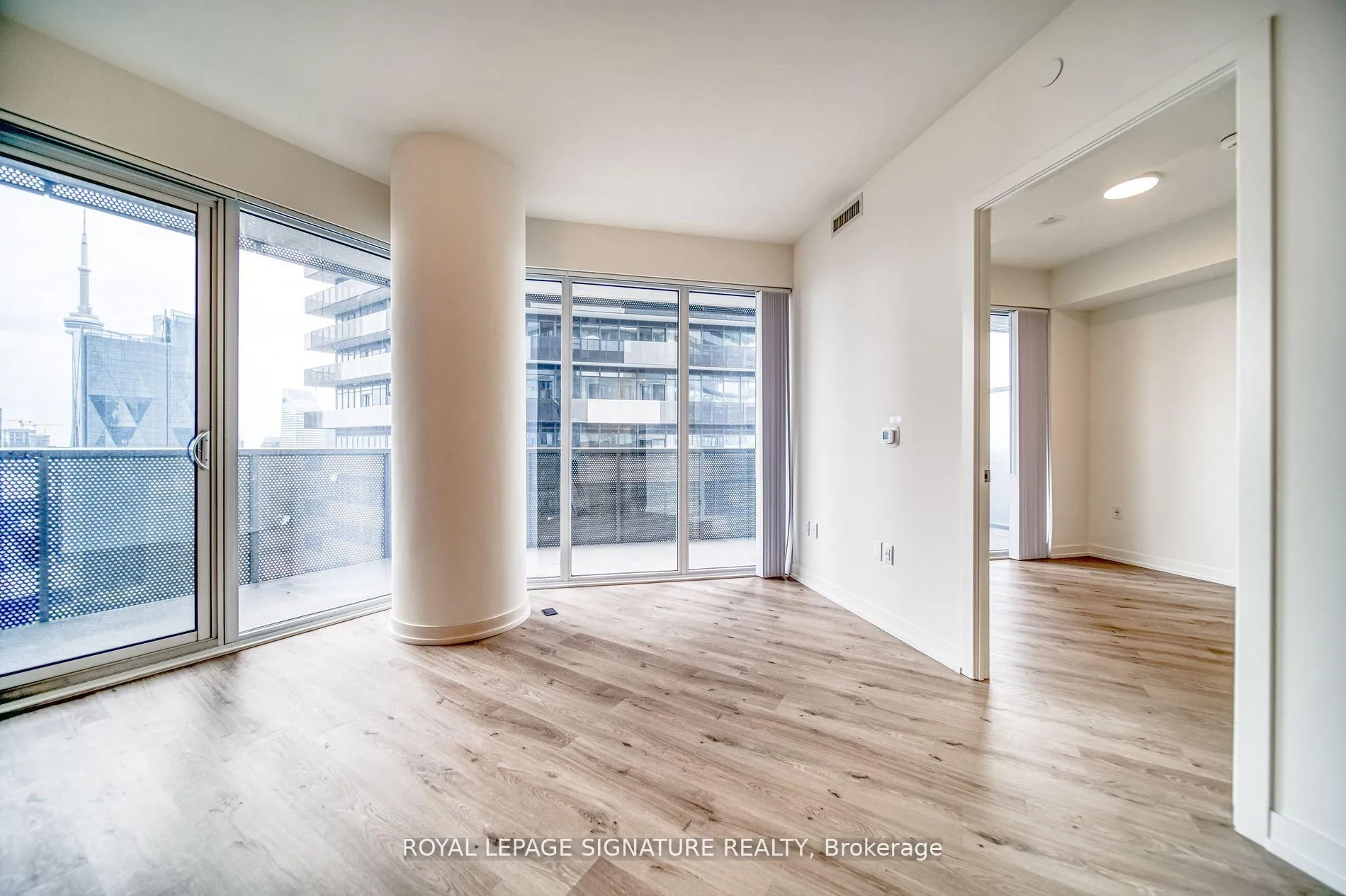 Photo 9 of Unit 5111, 138 Downes Street, Toronto, Waterfront Communities — HOMEH