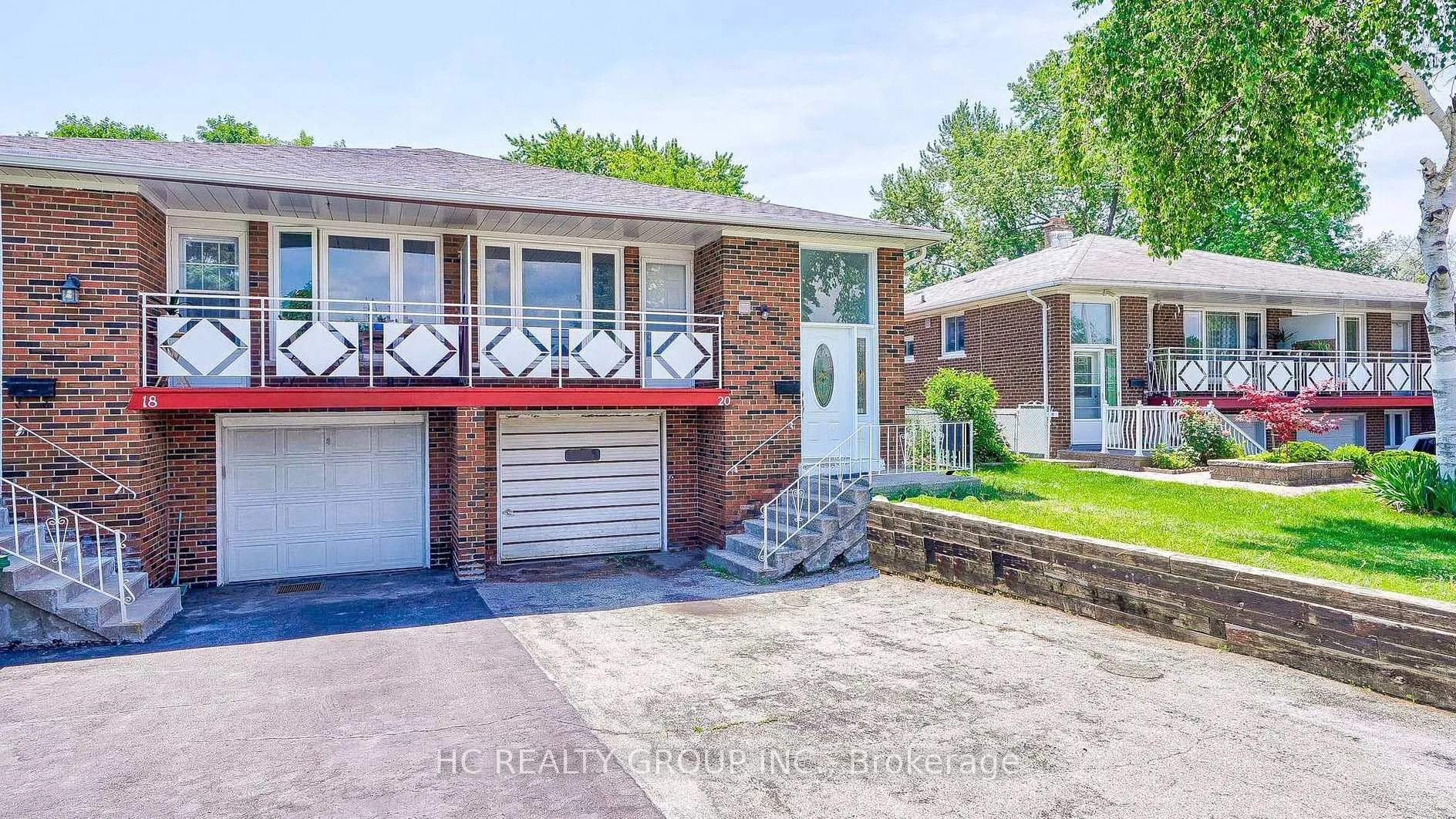 Photo 2 of Unit Upper, 20 Greyhound Drive, North York, Bayview Woods-Steeles — HOMEH