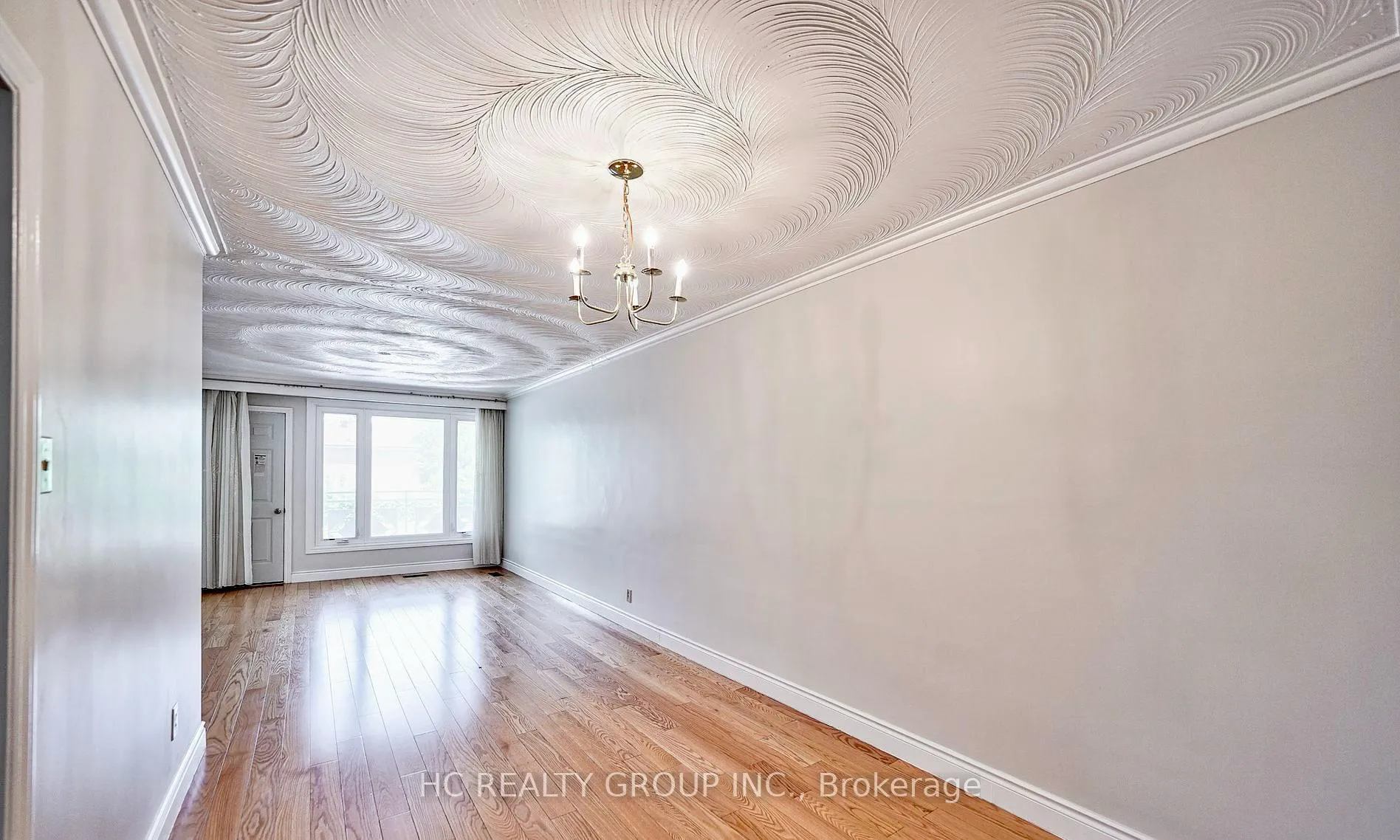 Photo 9 of Unit Upper, 20 Greyhound Drive, North York, Bayview Woods-Steeles — HOMEH