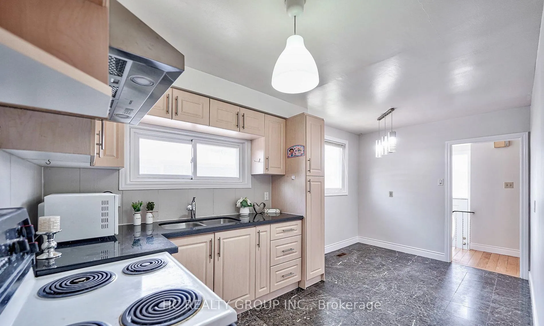 Photo 12 of Unit Upper, 20 Greyhound Drive, North York, Bayview Woods-Steeles — HOMEH