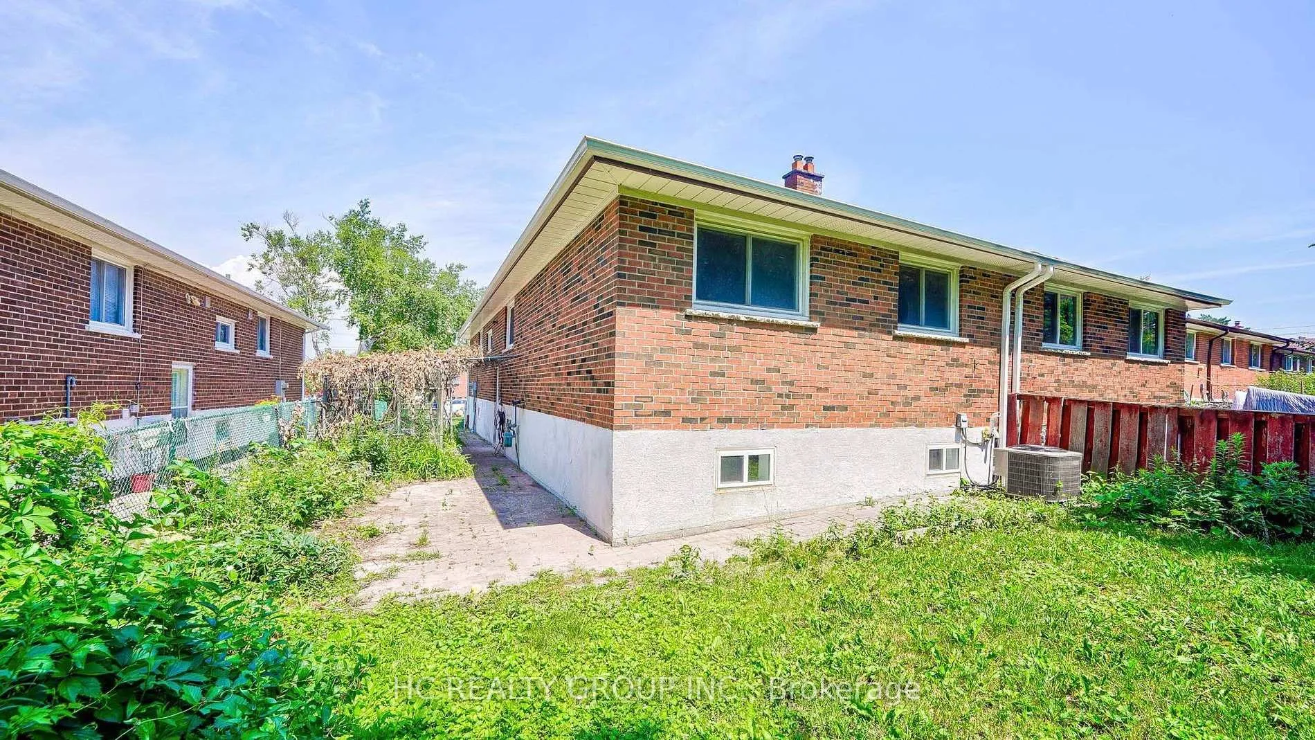 Photo 23 of Unit Upper, 20 Greyhound Drive, North York, Bayview Woods-Steeles — HOMEH