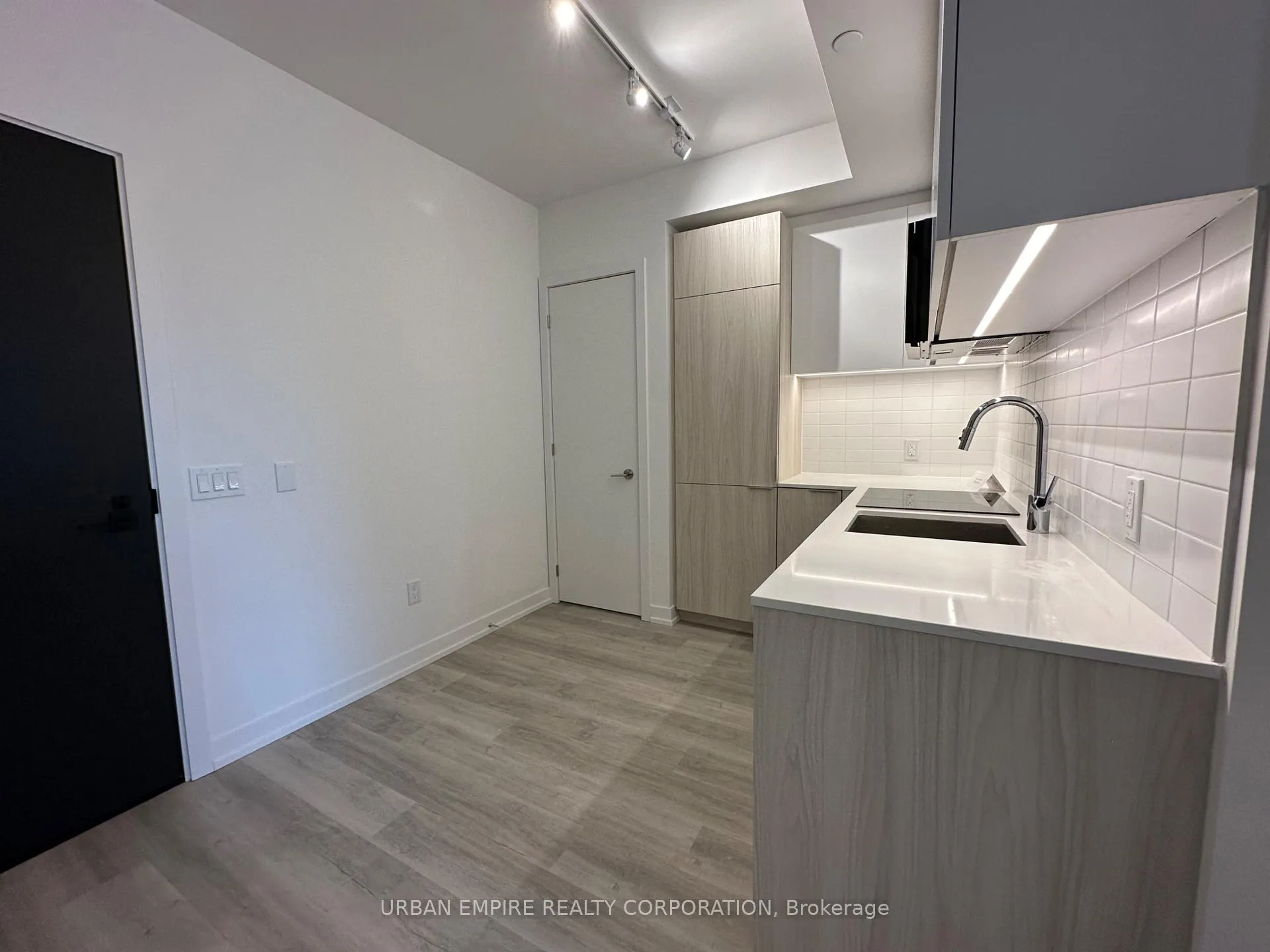 Photo 2 of Unit 535, 28 Eastern Avenue, Toronto, Moss Park — HOMEH
