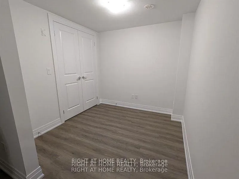 Photo 5 of Unit 701, 2635 William Jackson Drive, Pickering, Duffin Heights — HOMEH