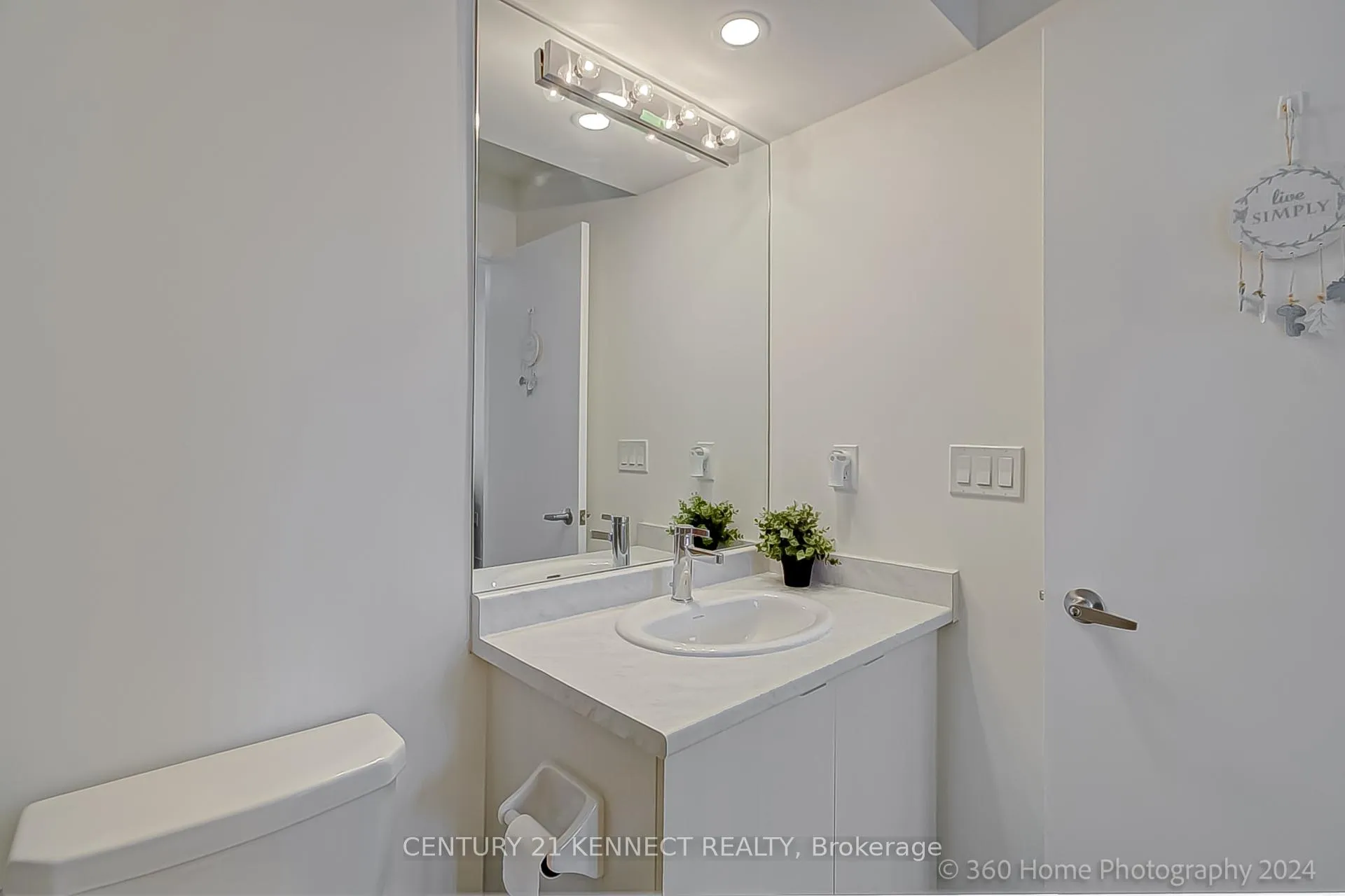 Photo 19 of Unit 601, 1525 Kingston Road, Pickering, Town Centre — HOMEH