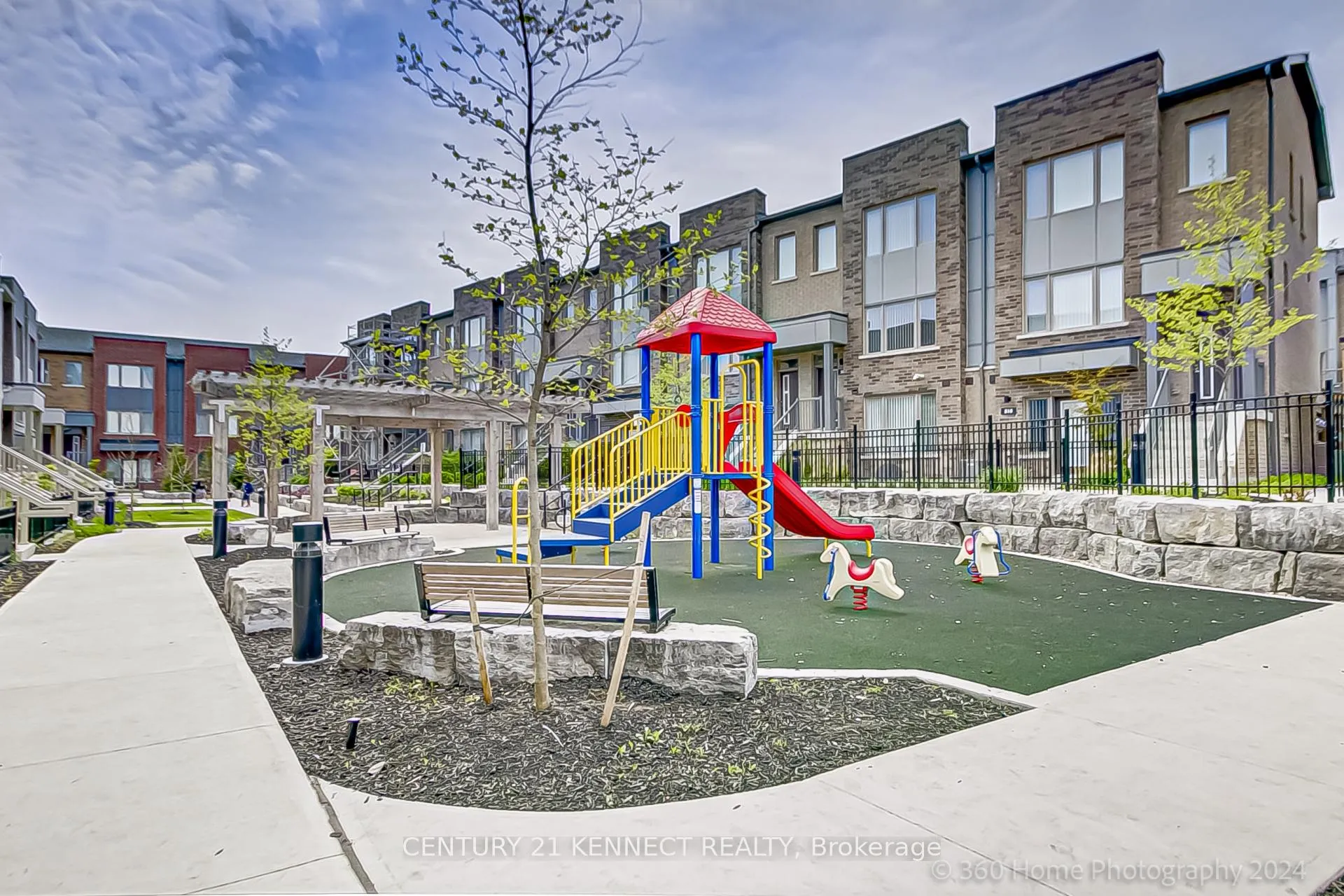 Photo 26 of Unit 601, 1525 Kingston Road, Pickering, Town Centre — HOMEH