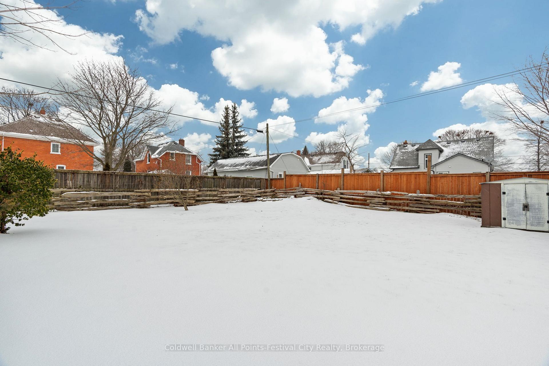 Photo 13 of 130 South Street S, Goderich, Goderich (Town) — HOMEH
