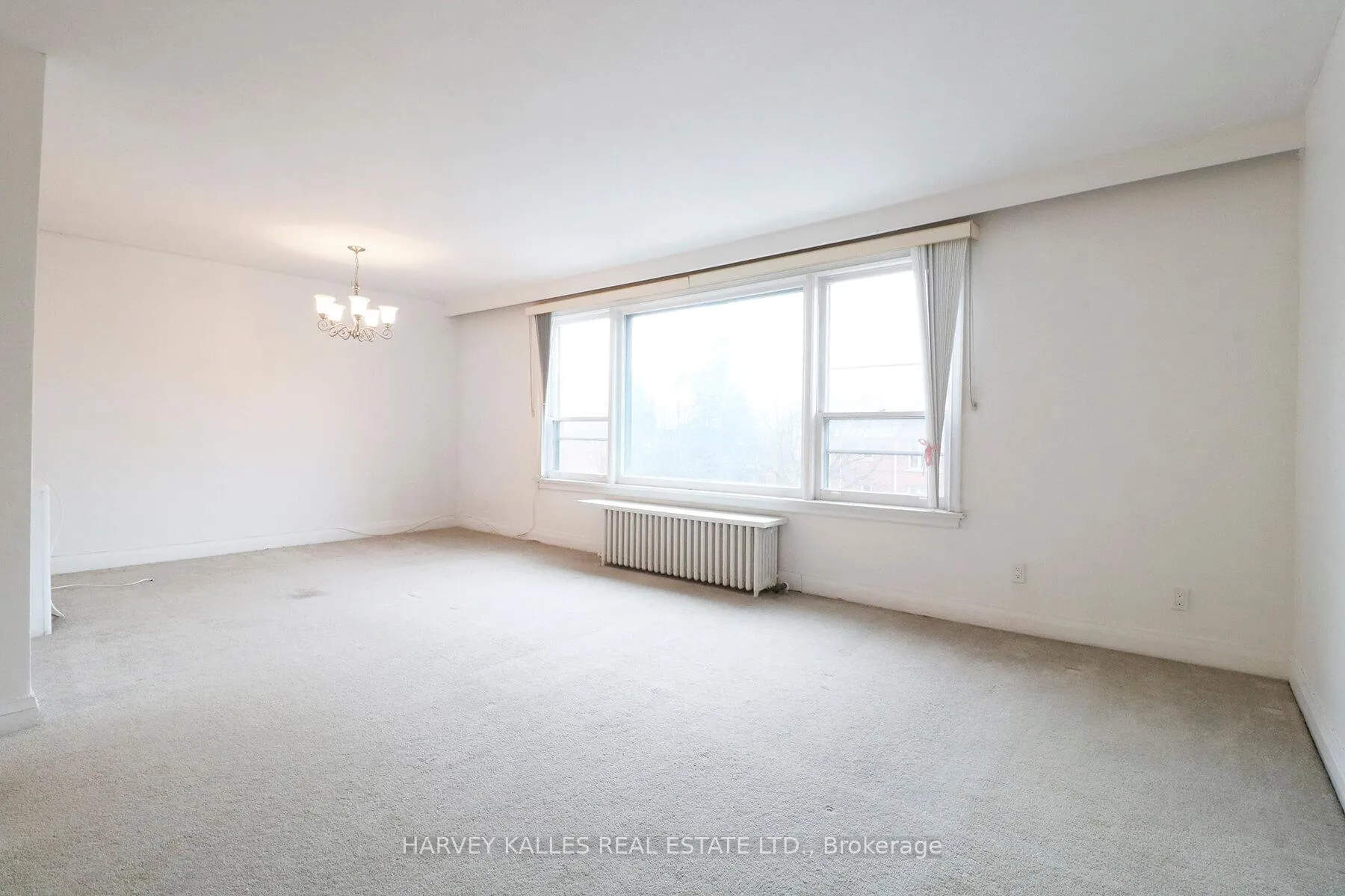Photo 3 of Unit 4, 7 Markdale Avenue, Toronto, Humewood-Cedarvale — HOMEH