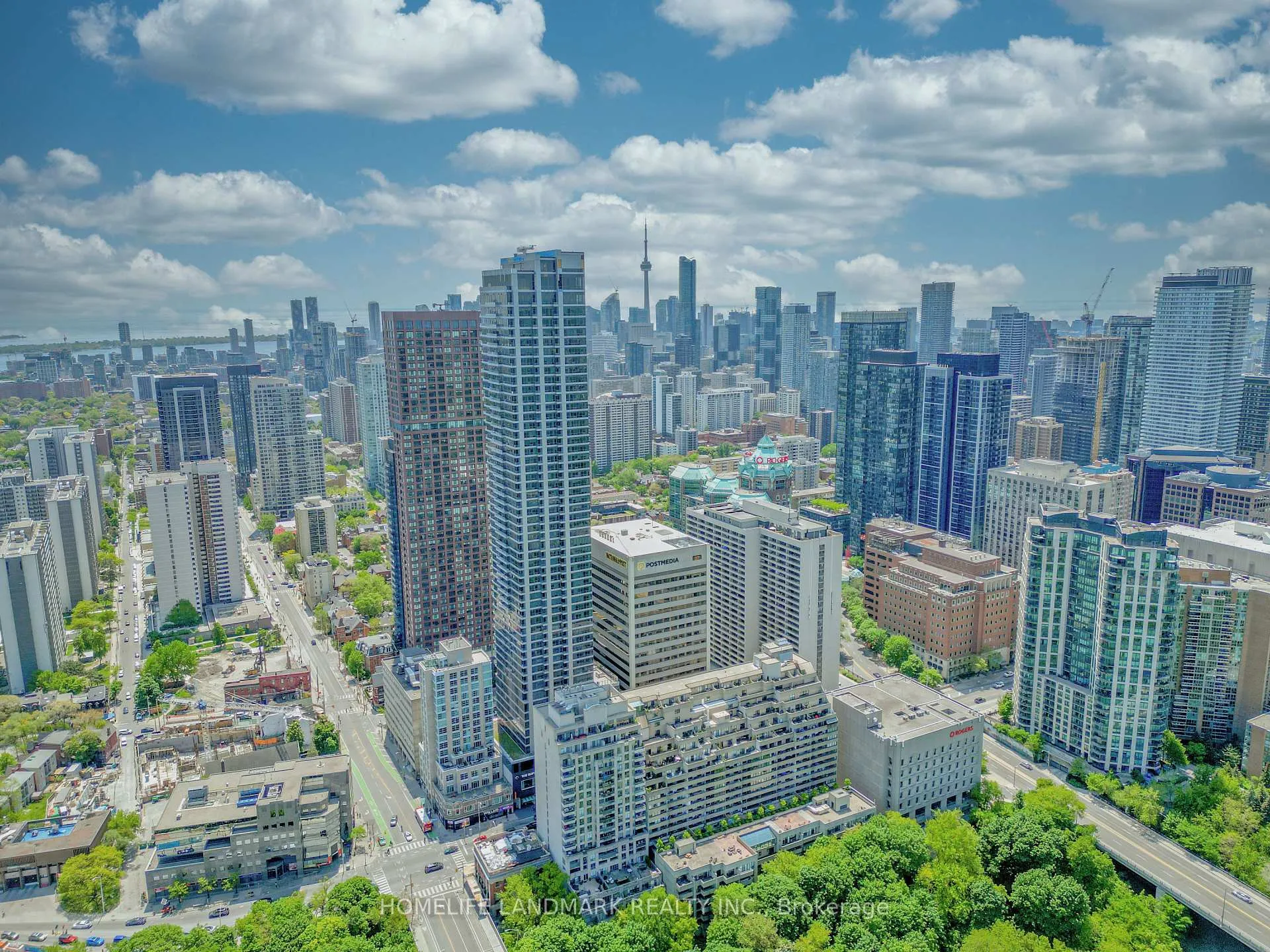 Photo 3 of Unit 4308, 395 Bloor Street E, Toronto, North St. James Town — HOMEH