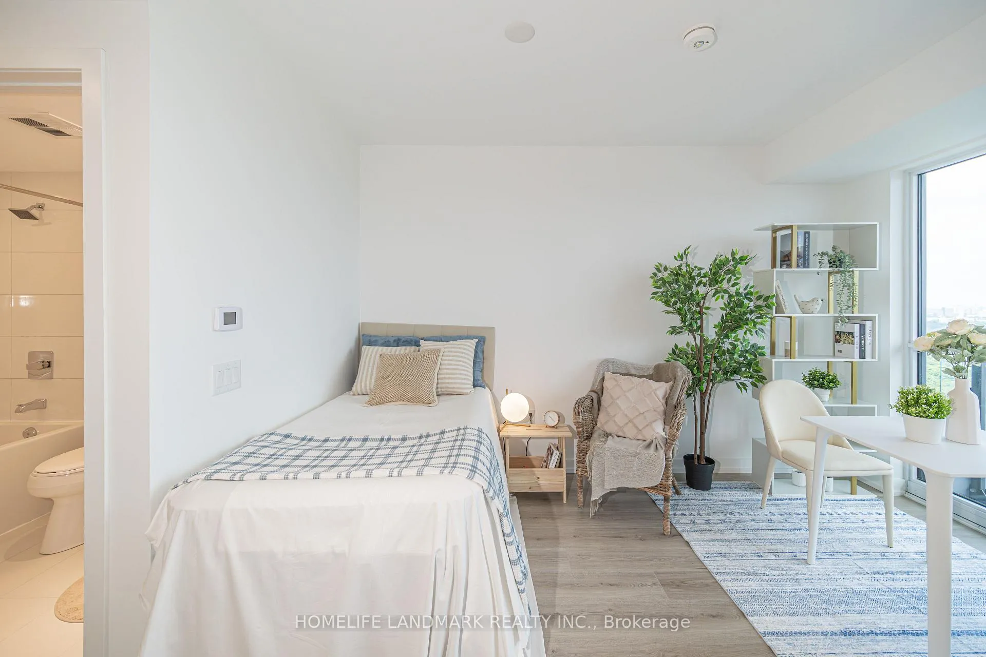 Photo 11 of Unit 4308, 395 Bloor Street E, Toronto, North St. James Town — HOMEH