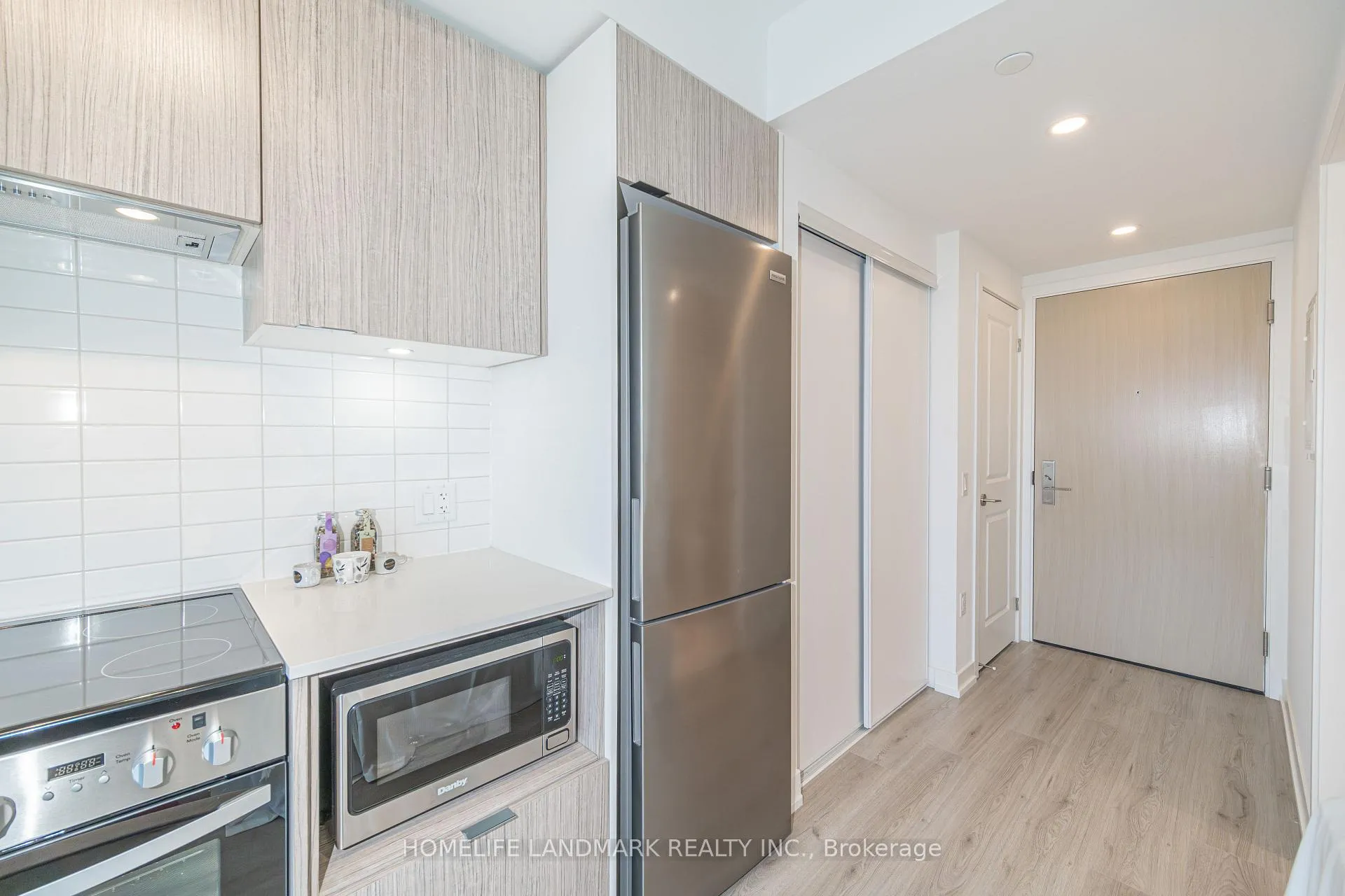 Photo 14 of Unit 4308, 395 Bloor Street E, Toronto, North St. James Town — HOMEH