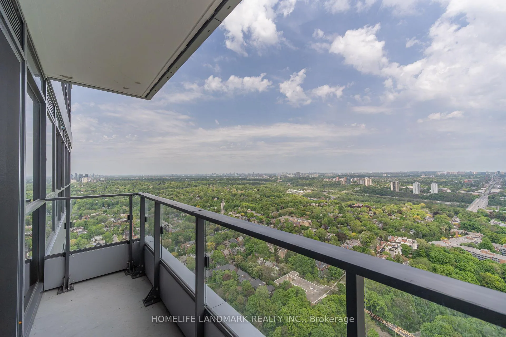 Photo 17 of Unit 4308, 395 Bloor Street E, Toronto, North St. James Town — HOMEH
