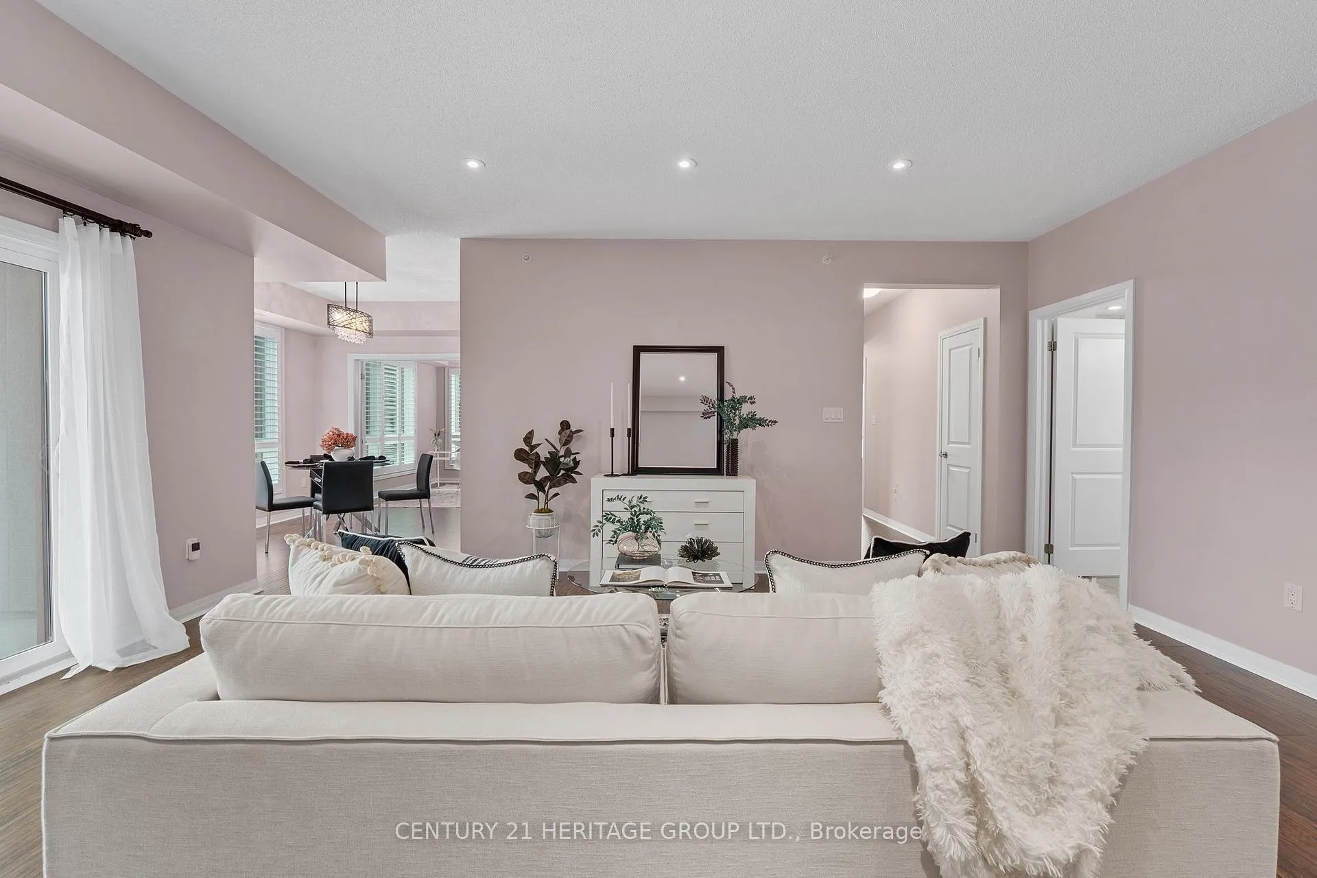 Photo 4 of Unit 201, 306 Essa Road, Barrie, Ardagh — HOMEH