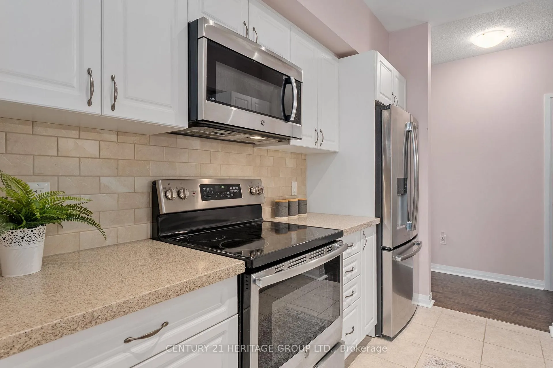 Photo 13 of Unit 201, 306 Essa Road, Barrie, Ardagh — HOMEH