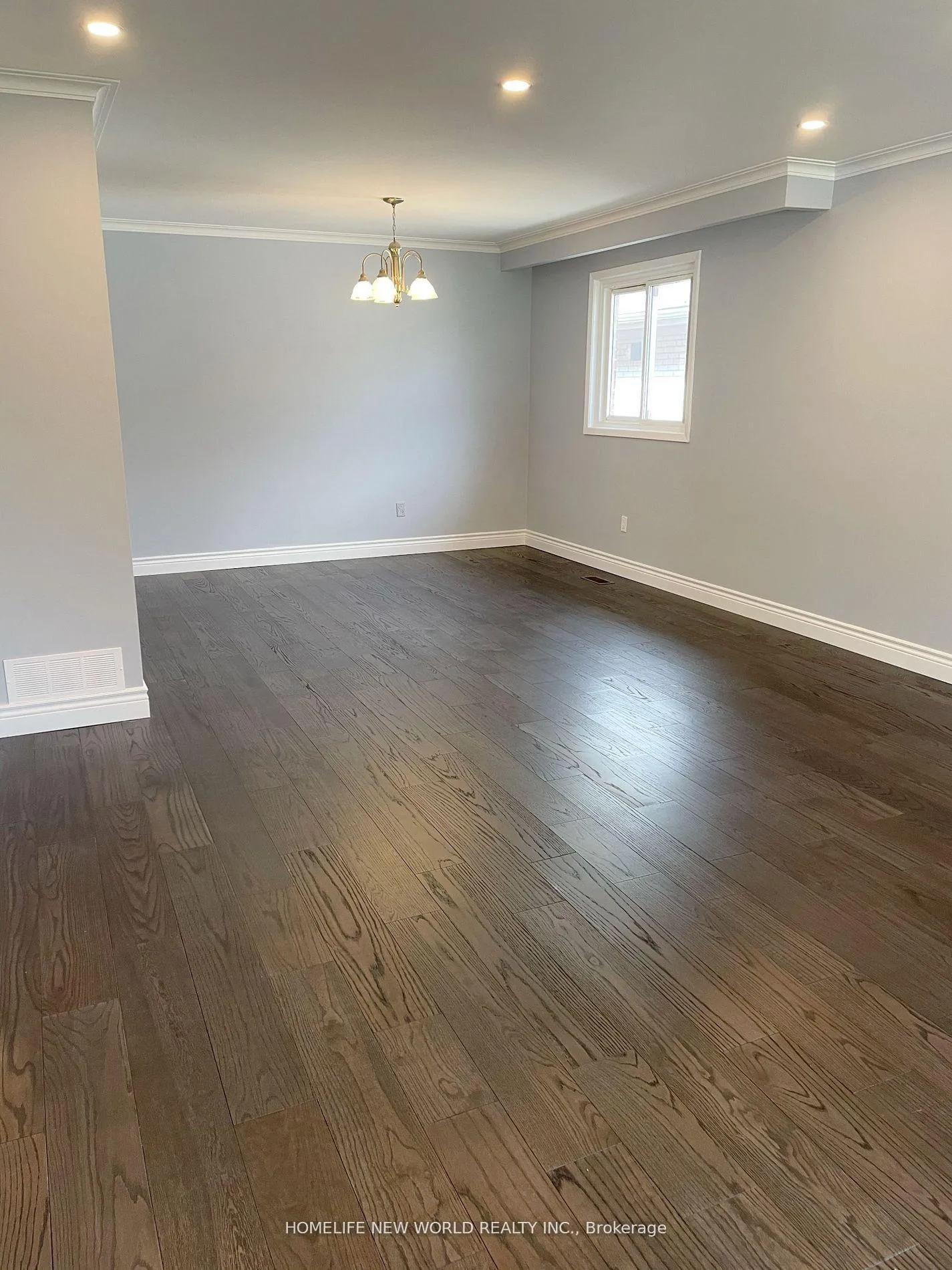 Photo 3 of Unit Upper, 120 Clansman Boulevard, North York, Hillcrest Village — HOMEH