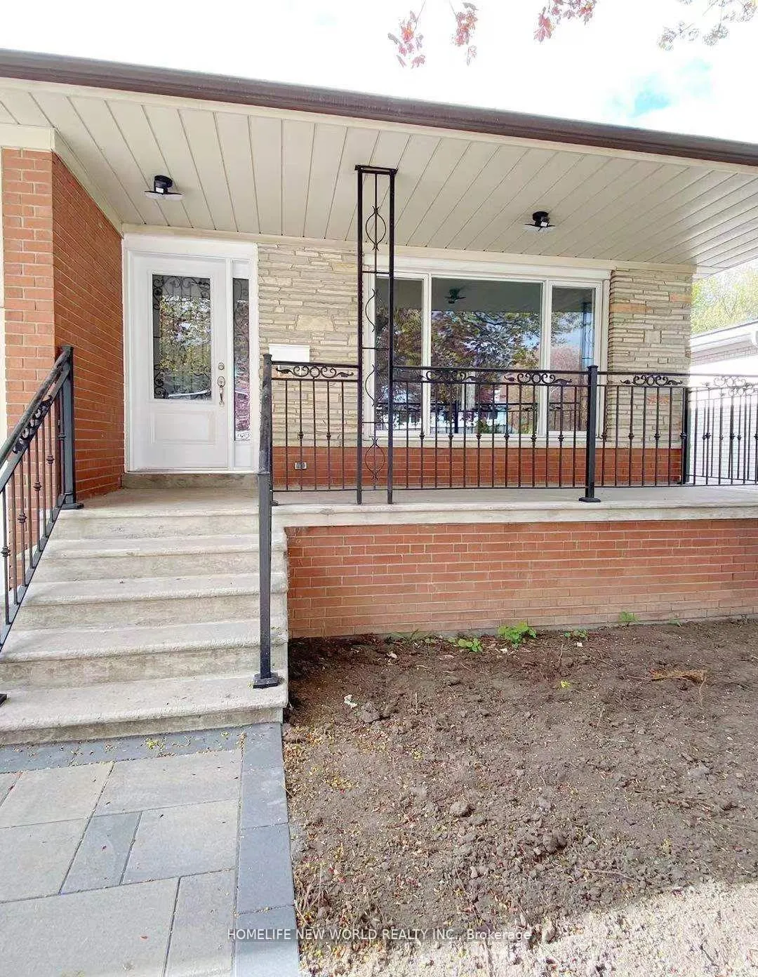 Photo 10 of Unit Upper, 120 Clansman Boulevard, North York, Hillcrest Village — HOMEH