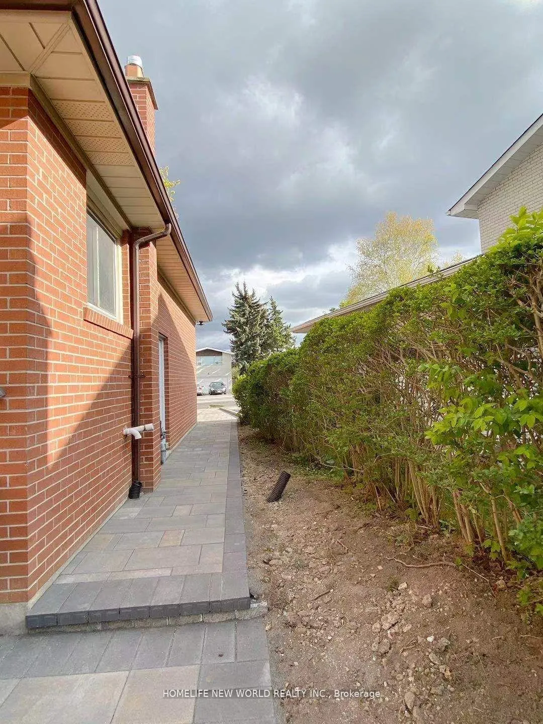 Photo 11 of Unit Upper, 120 Clansman Boulevard, North York, Hillcrest Village — HOMEH
