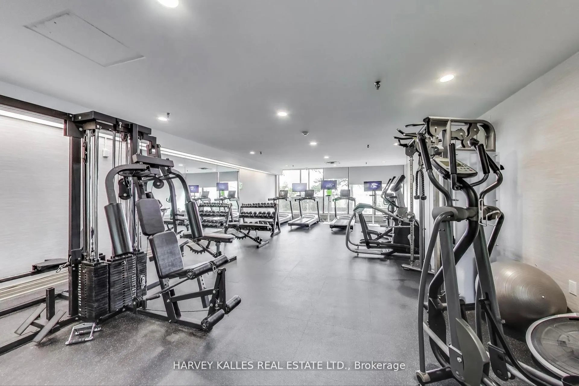 Photo 15 of Unit 902, 55 Skymark Drive, North York, Hillcrest Village — HOMEH