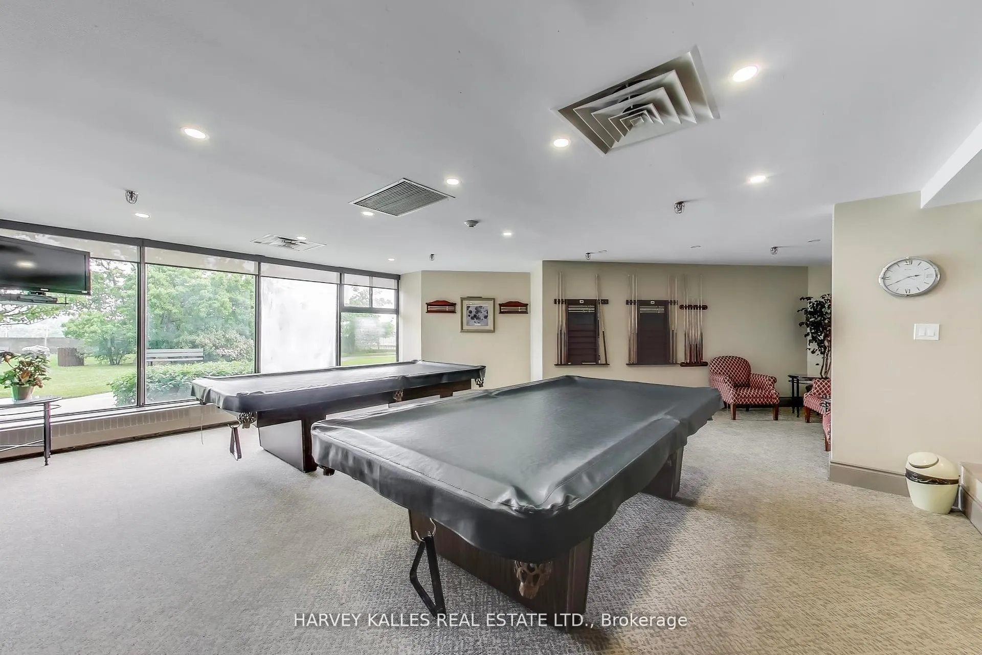 Photo 16 of Unit 902, 55 Skymark Drive, North York, Hillcrest Village — HOMEH