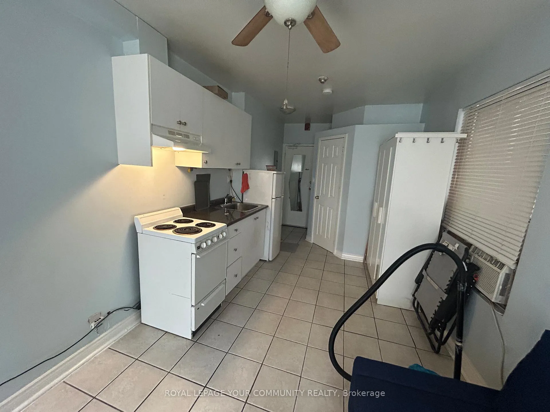 Photo 4 of Unit 309, 869 Broadview Avenue, Toronto, Playter Estates-Danforth — HOMEH