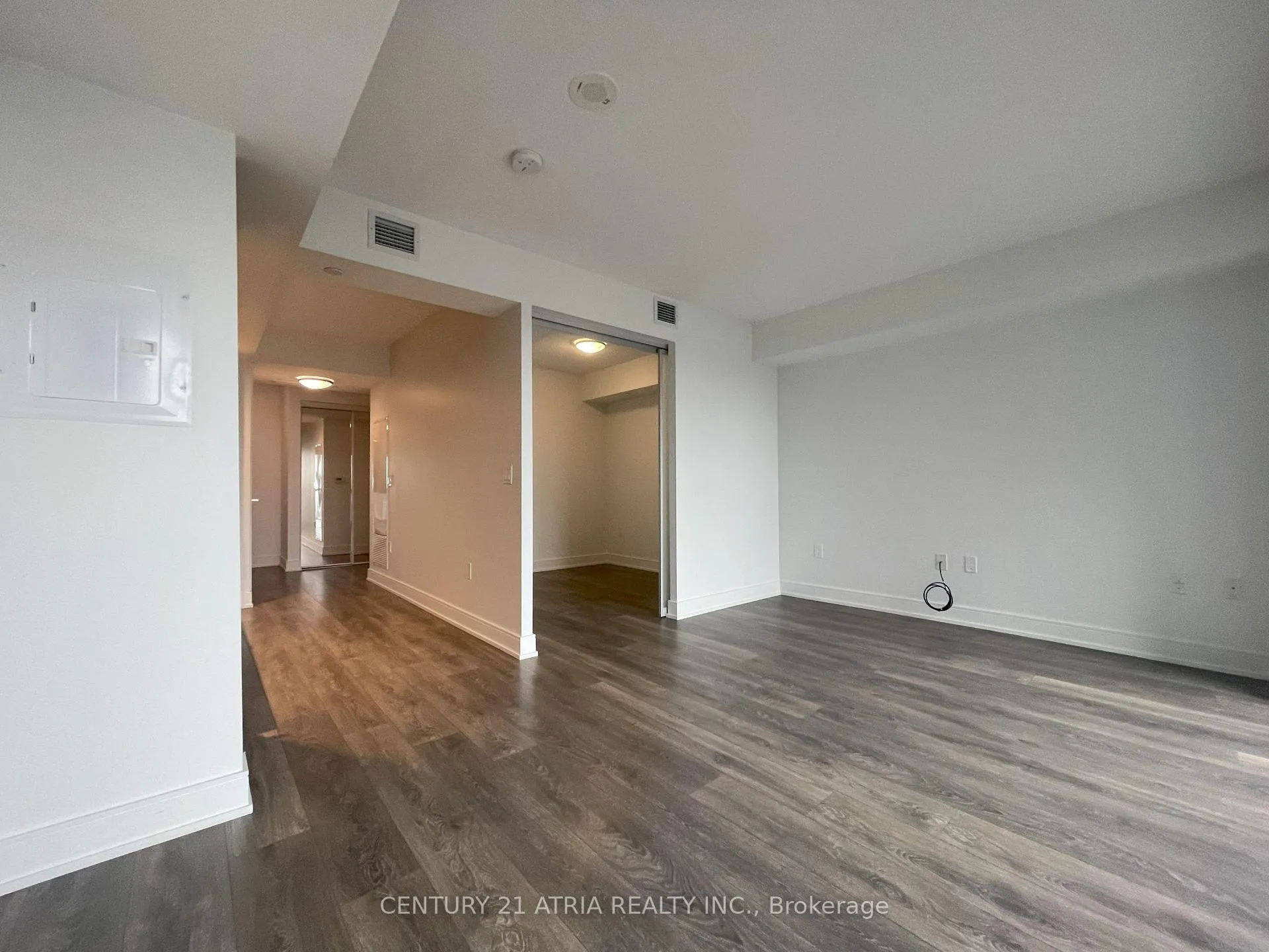 Photo 4 of Unit 1107, 89 Mcgill Street, Toronto, Church-Yonge Corridor — HOMEH