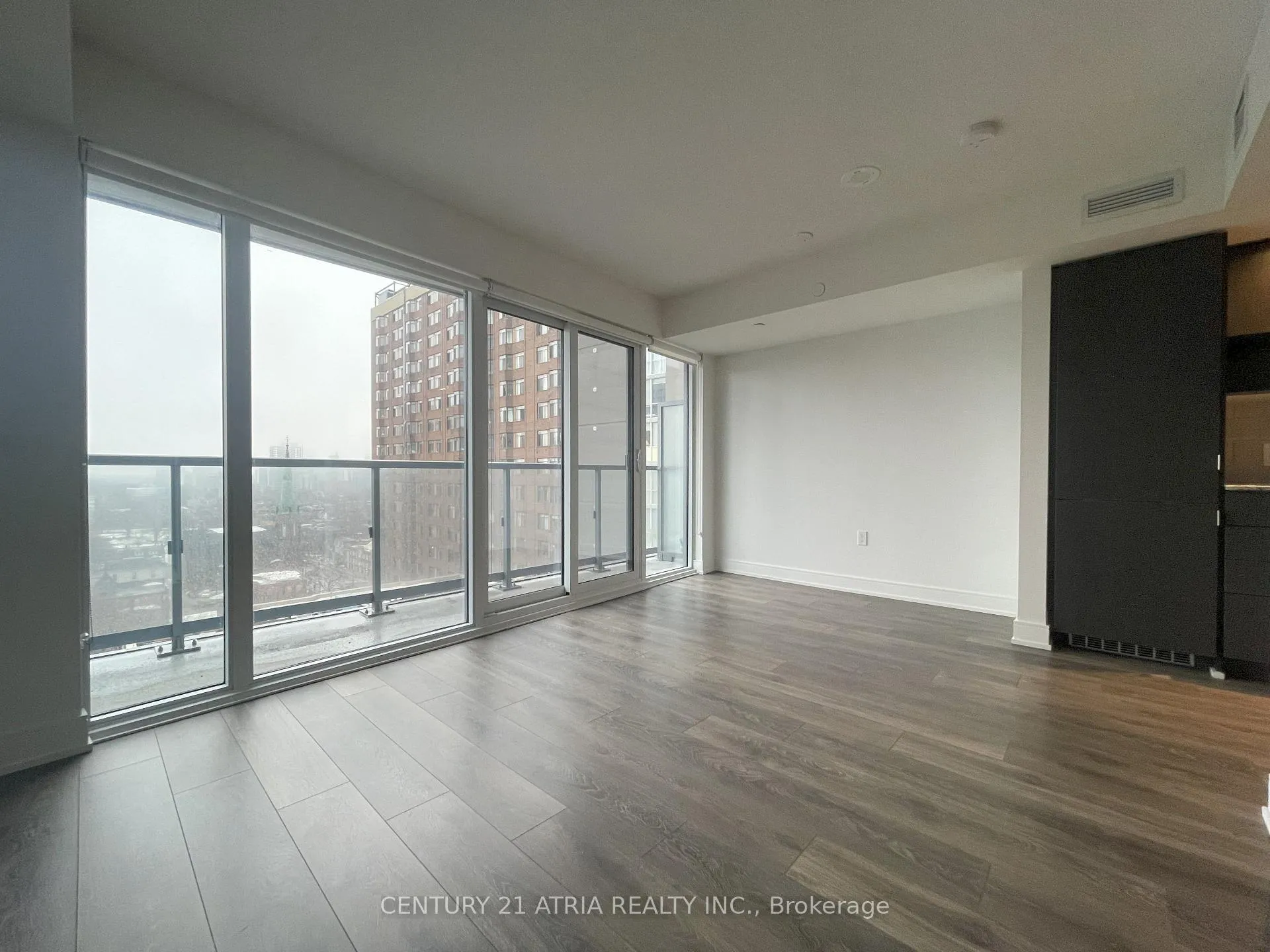Photo 6 of Unit 1107, 89 Mcgill Street, Toronto, Church-Yonge Corridor — HOMEH