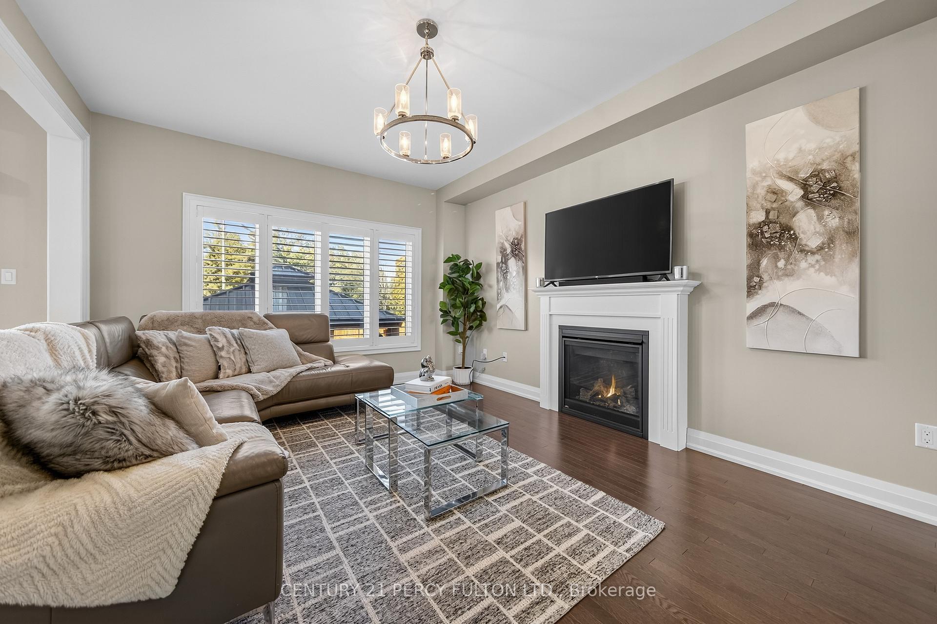 Photo 6 of 3 Muirfield Drive, Barrie, Ardagh — HOMEH