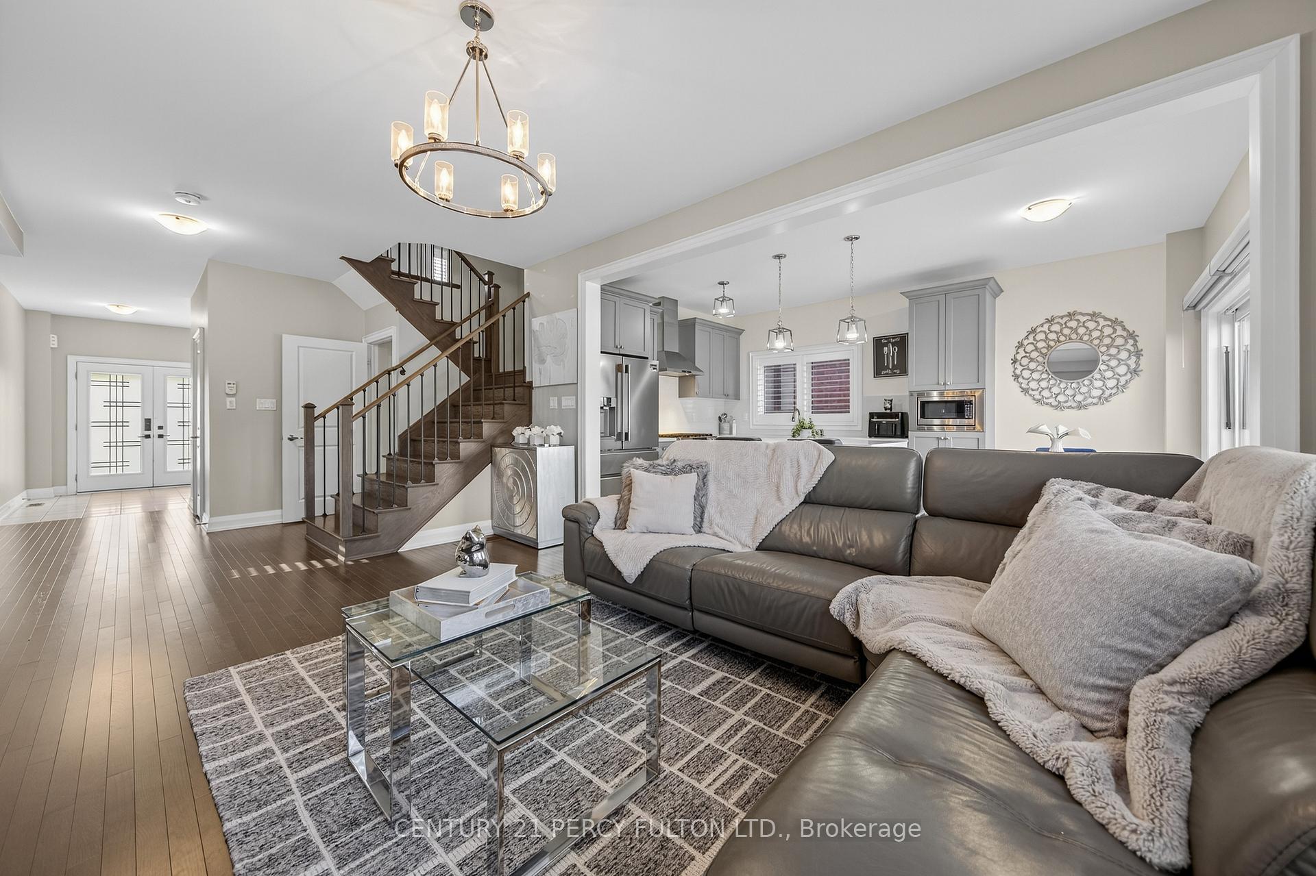 Photo 8 of 3 Muirfield Drive, Barrie, Ardagh — HOMEH