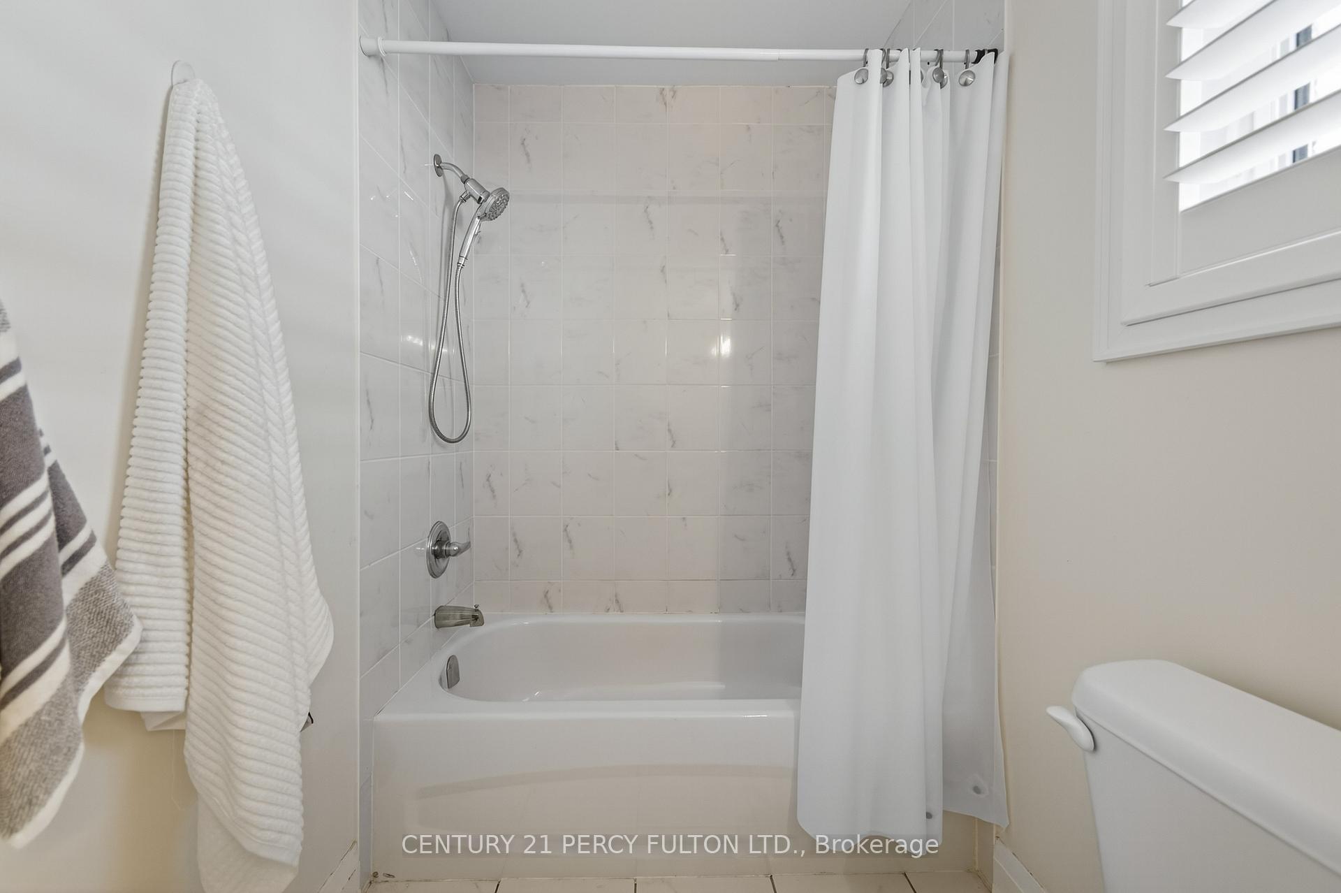 Photo 22 of 3 Muirfield Drive, Barrie, Ardagh — HOMEH