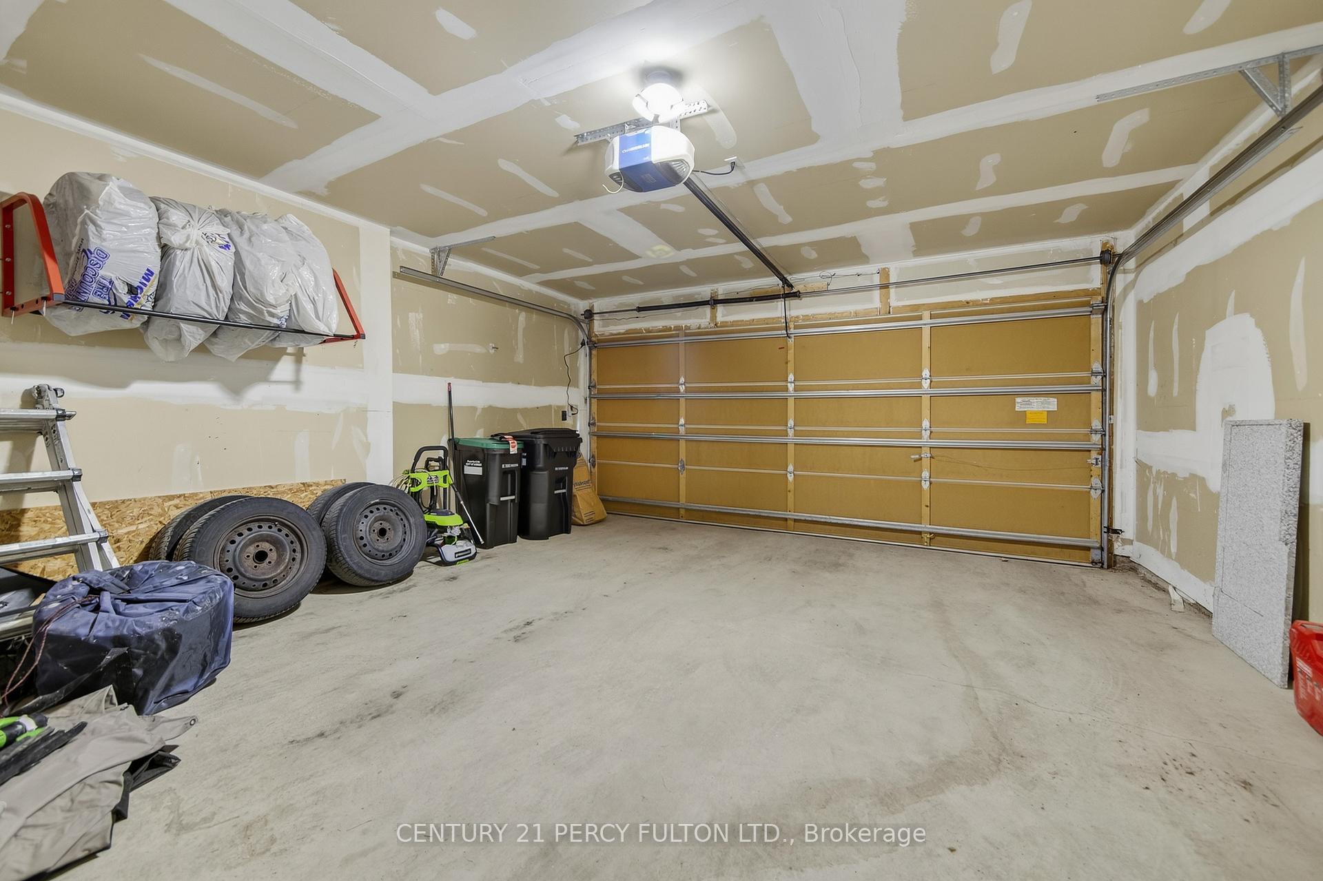 Photo 25 of 3 Muirfield Drive, Barrie, Ardagh — HOMEH