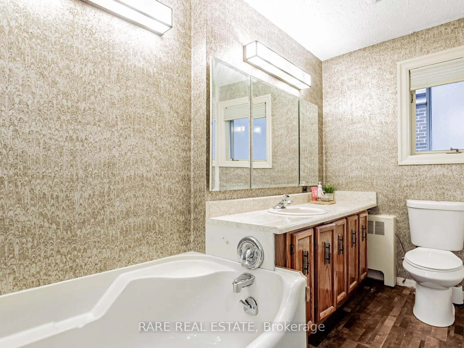 Photo 21 of 262 Haddington Avenue, Toronto, Bedford Park-Nortown — HOMEH