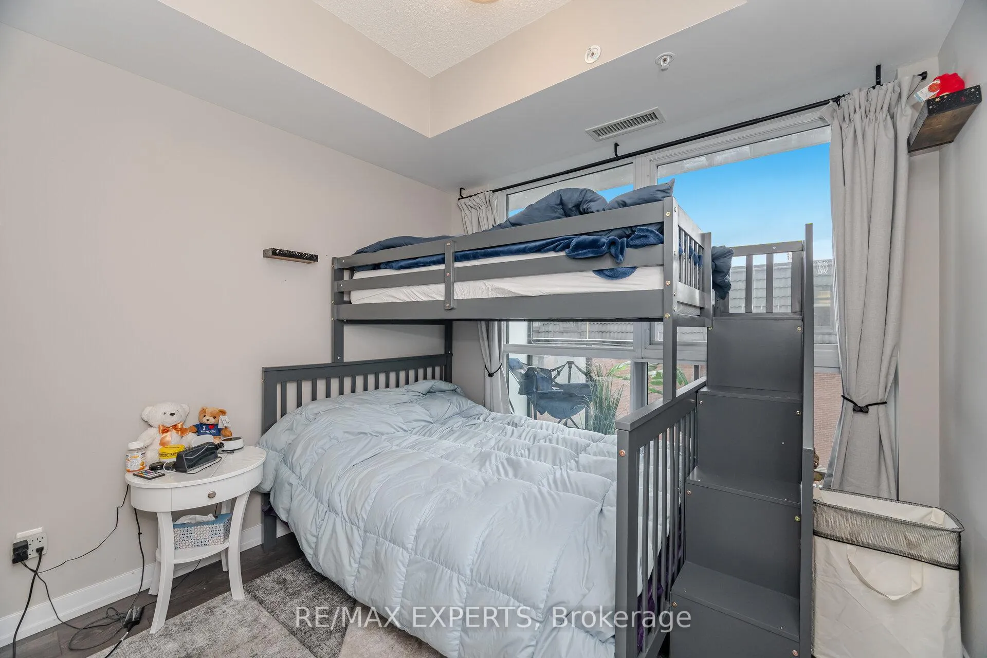 Photo 20 of Unit 305, 50 Ann Street, Caledon, Bolton West — HOMEH