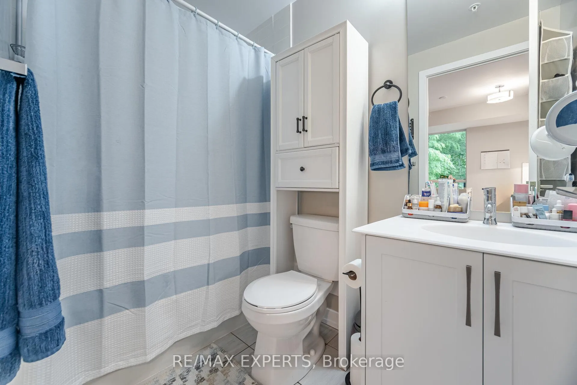 Photo 23 of Unit 305, 50 Ann Street, Caledon, Bolton West — HOMEH