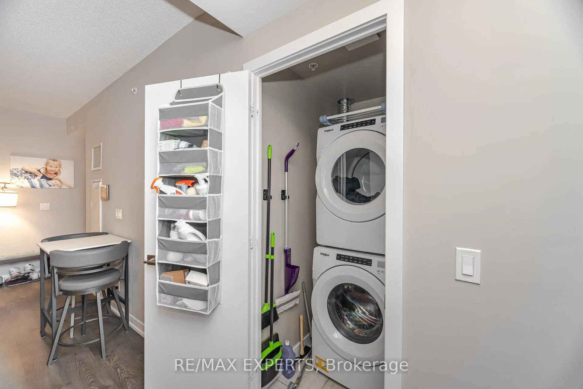 Photo 24 of Unit 305, 50 Ann Street, Caledon, Bolton West — HOMEH
