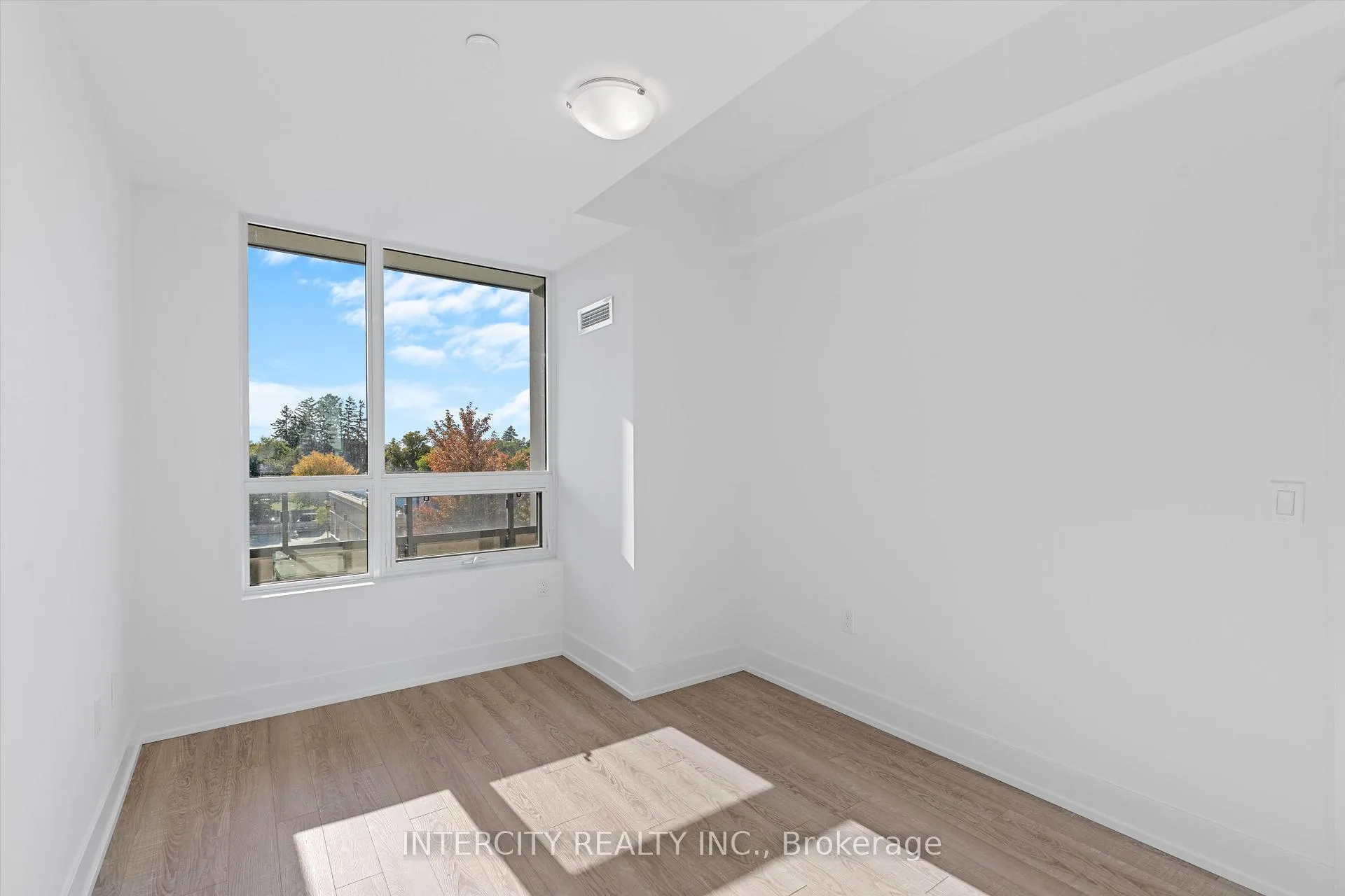 Photo 15 of Unit 323, 2075 King Road, King, King City — HOMEH