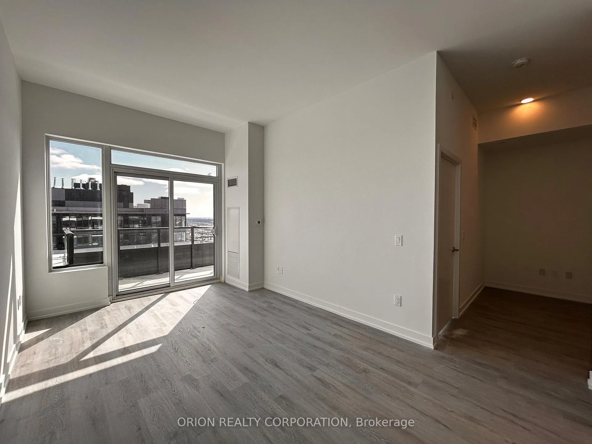 Photo 6 of Unit 2906, 1435 Celebration Drive, Pickering, Bay Ridges — HOMEH