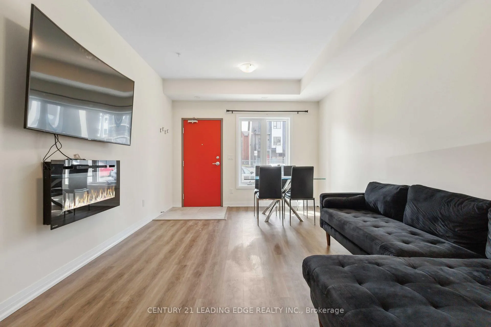 Photo 8 of Unit 817, 2635 William Jackson Drive, Pickering, Duffin Heights — HOMEH
