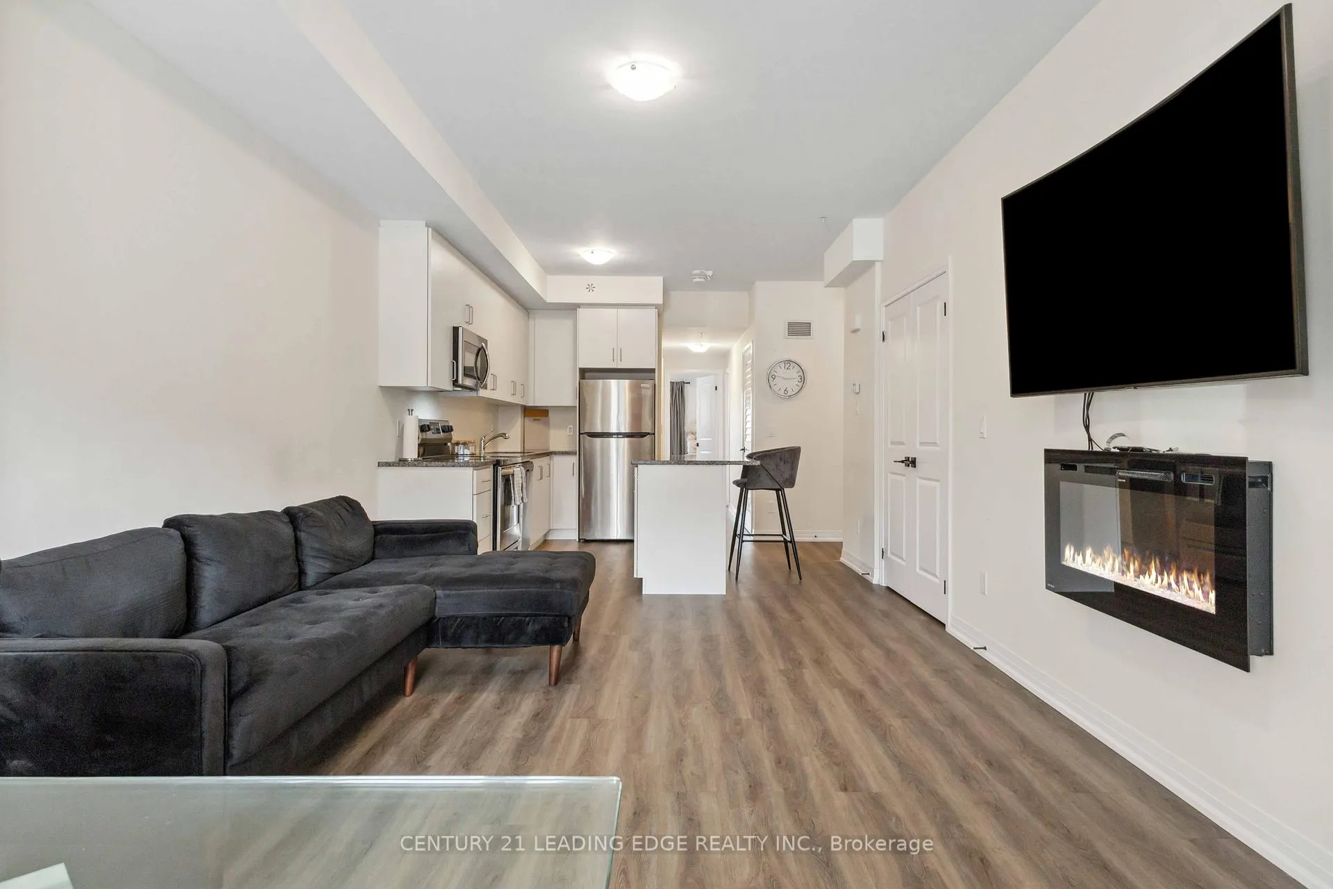 Photo 11 of Unit 817, 2635 William Jackson Drive, Pickering, Duffin Heights — HOMEH