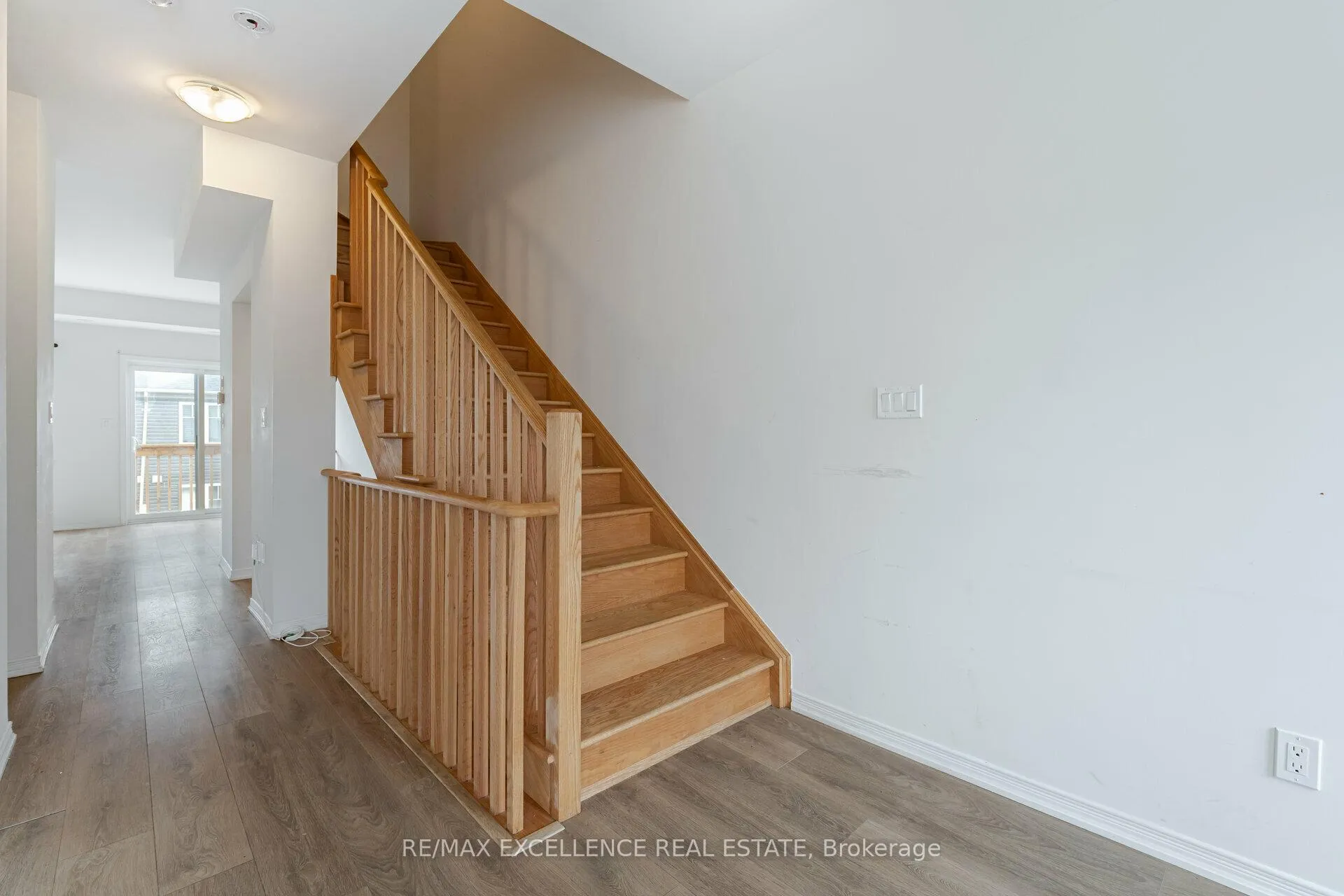 Photo 14 of Unit 98, 85 Danzatore Path, Oshawa, Windfields — HOMEH