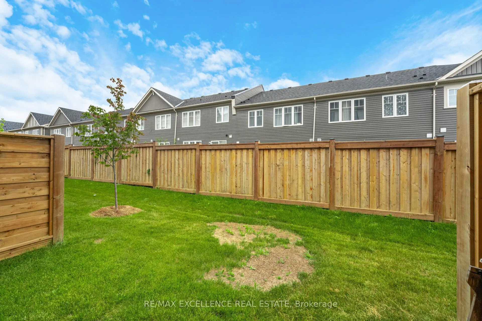 Photo 31 of Unit 98, 85 Danzatore Path, Oshawa, Windfields — HOMEH