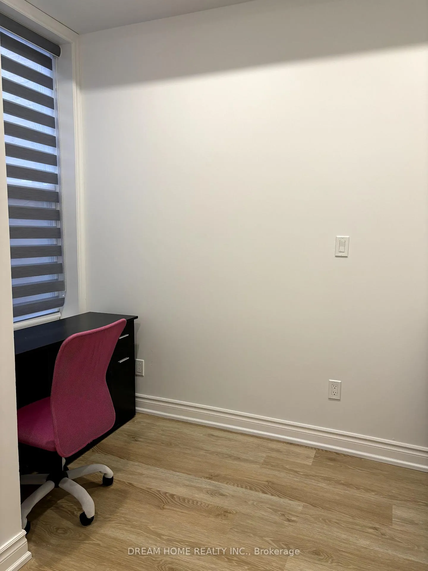 Photo 7 of Unit 101, 337 Mutual Street, Toronto, Church-Yonge Corridor — HOMEH
