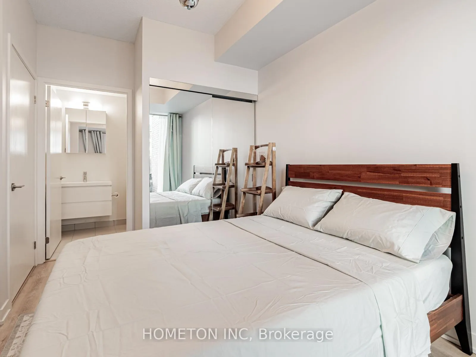 Photo 16 of Unit B515, 292 Verdale Crossing, Markham, Unionville — HOMEH